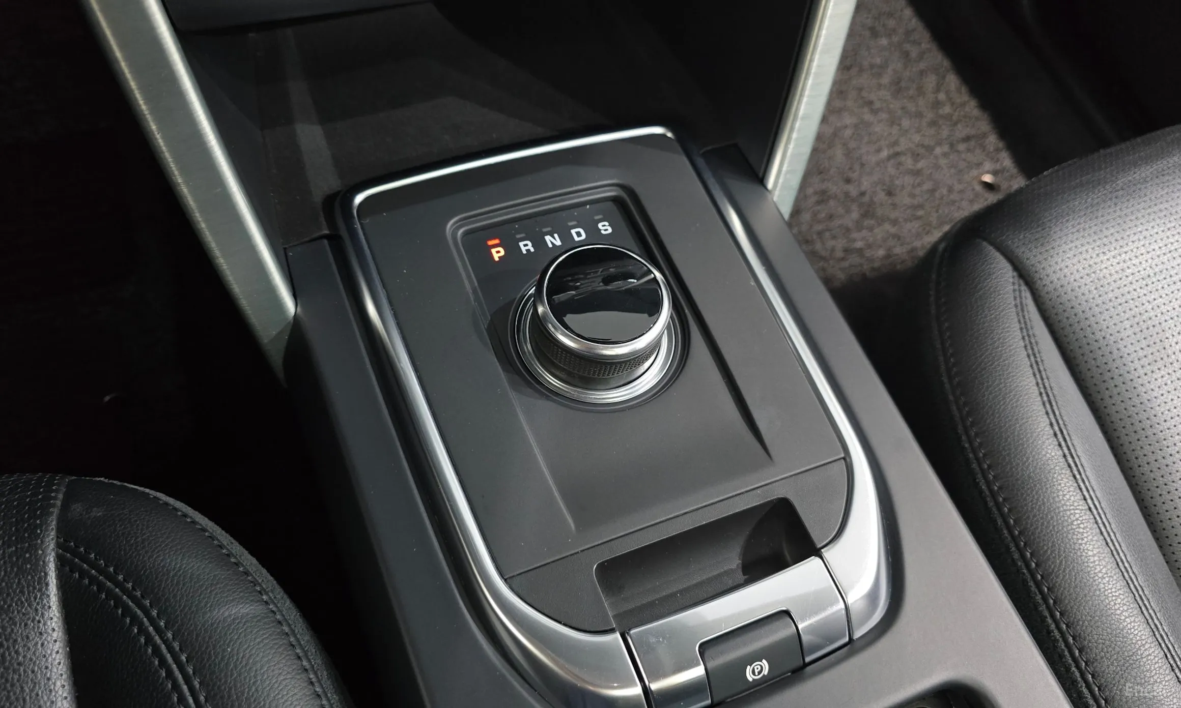 Land Rover Discovery Sports превью 9