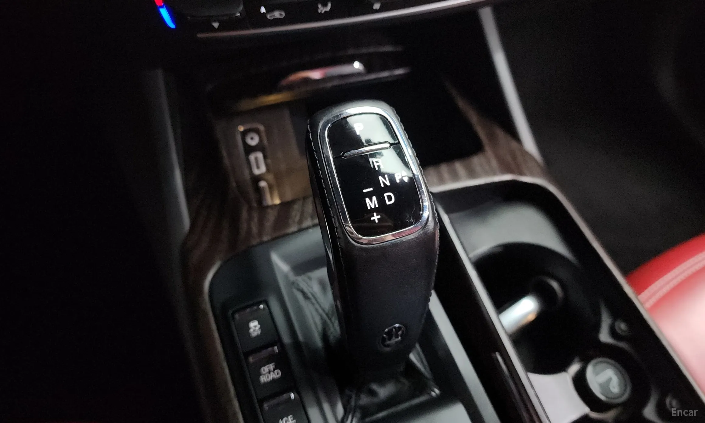 Maserati Levante превью 9