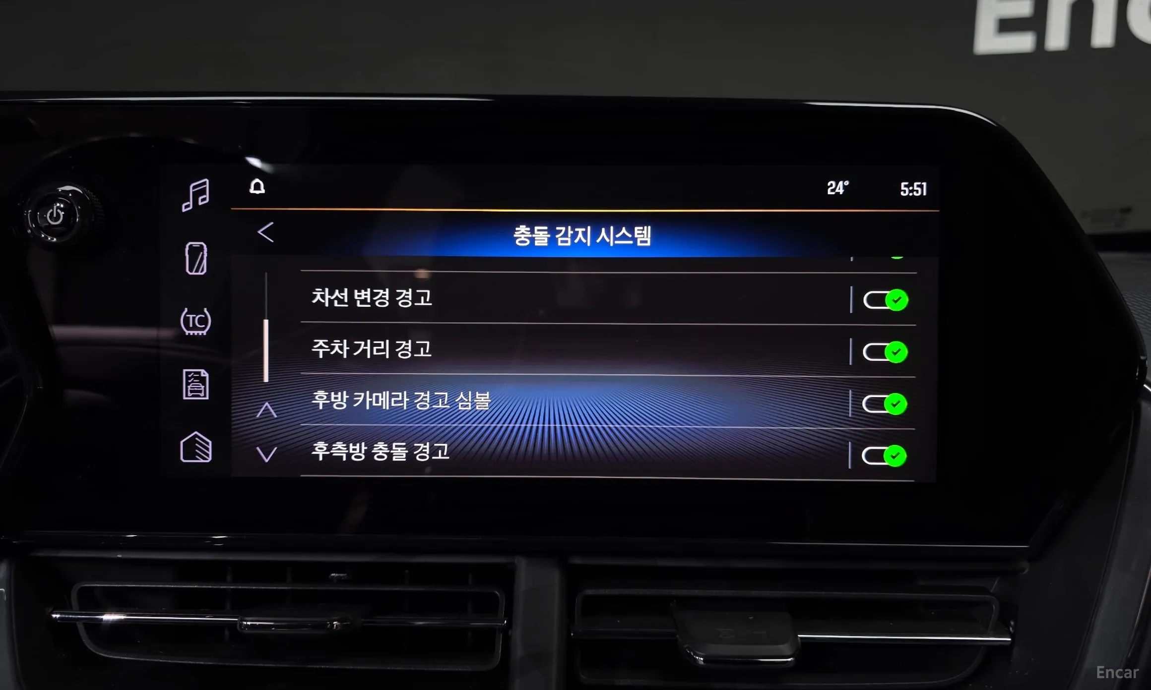 Chevrolet (GM Daewoo) Trax Crossover превью 18