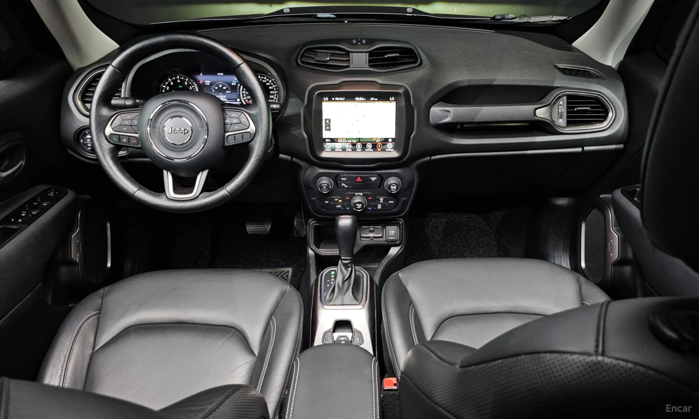 Jeep Renegade превью 7