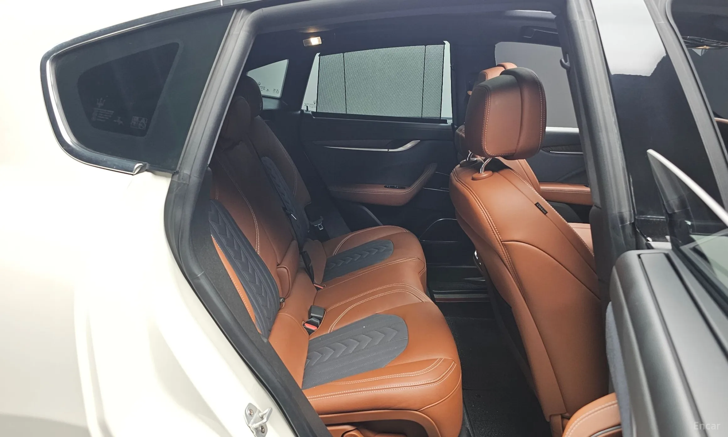 Maserati Levante превью 11