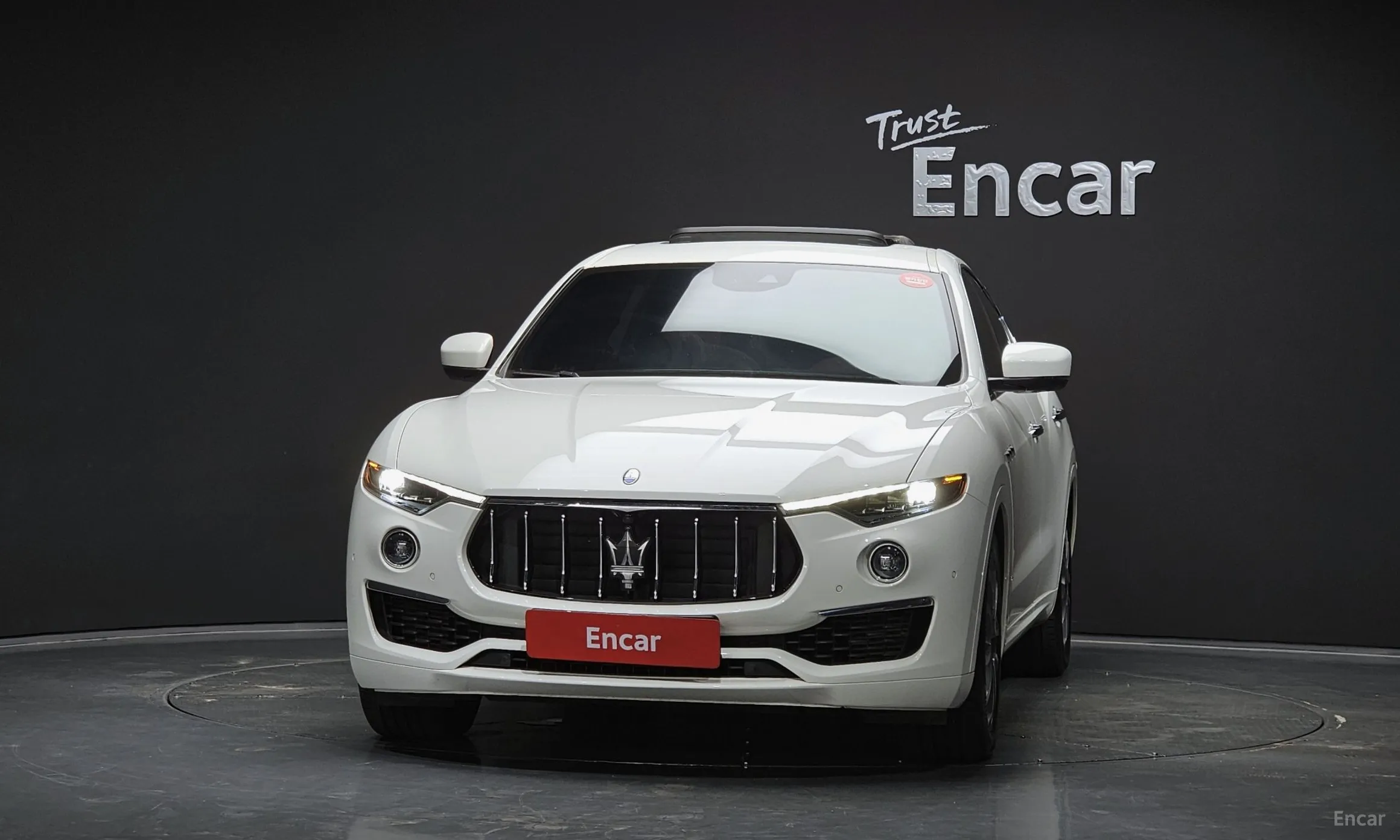 Maserati Levante превью 3