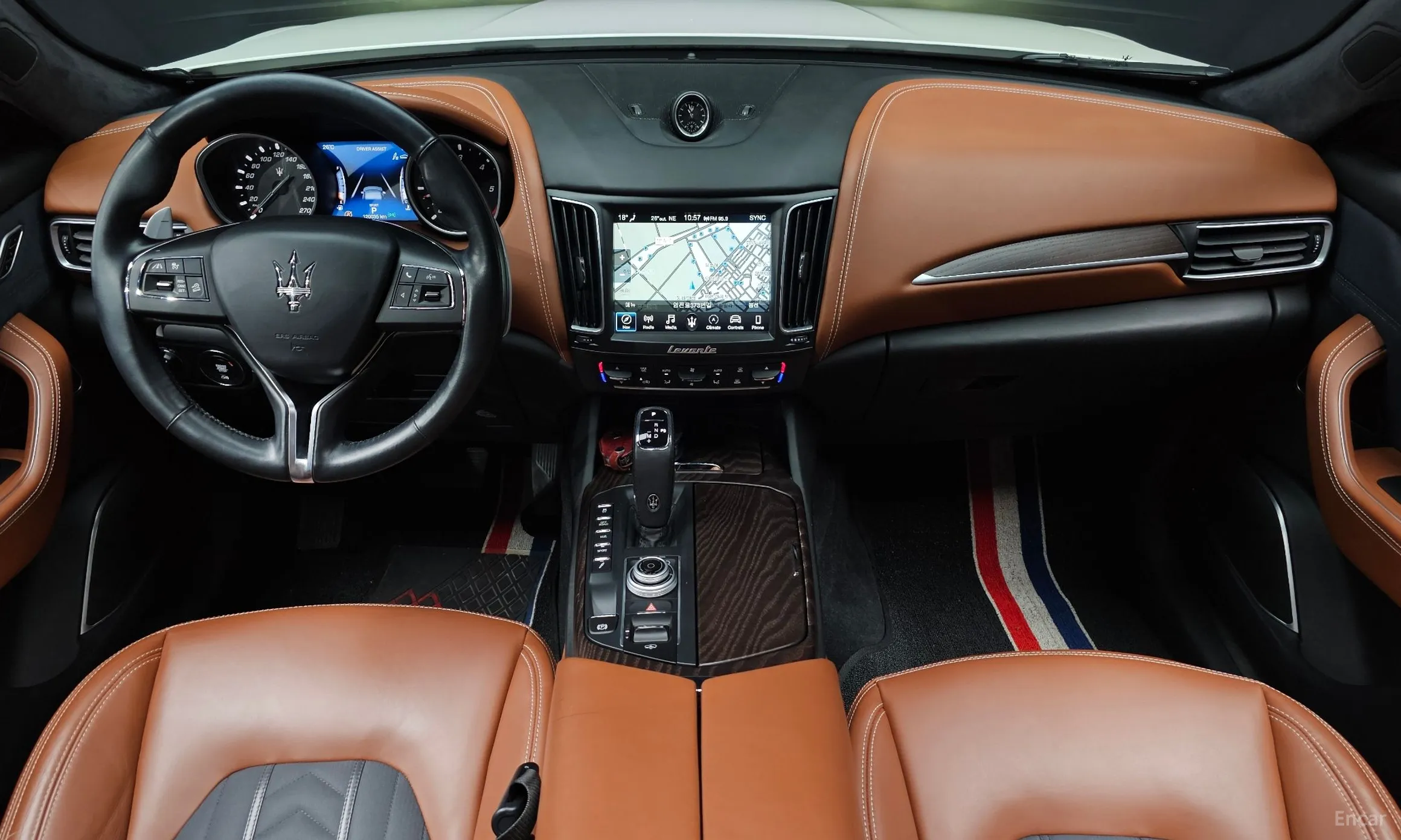 Maserati Levante превью 7