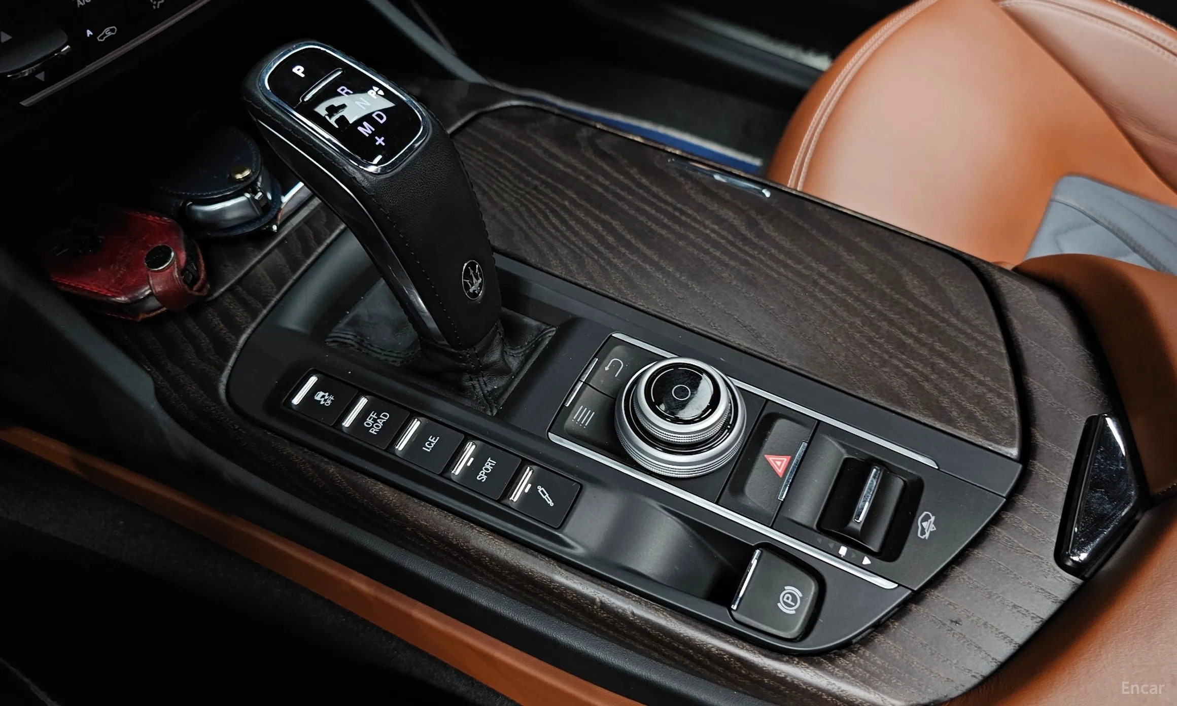 Maserati Levante превью 9