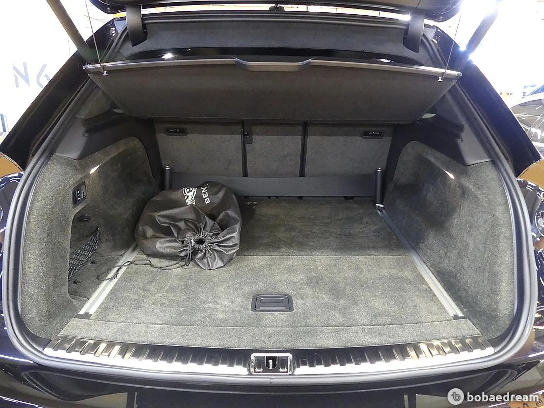Bentley Bentayga превью 11