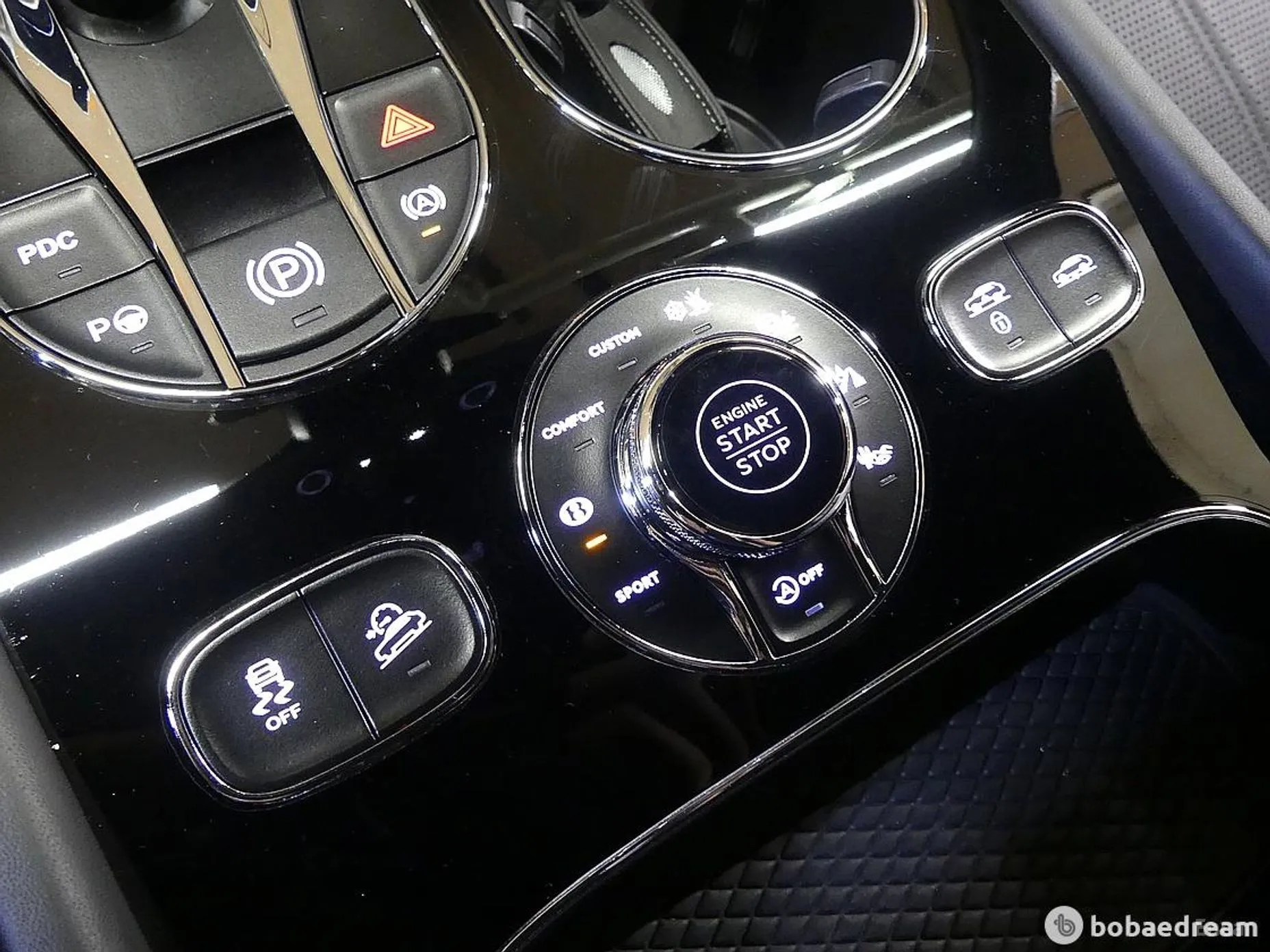 Bentley Bentayga превью 19