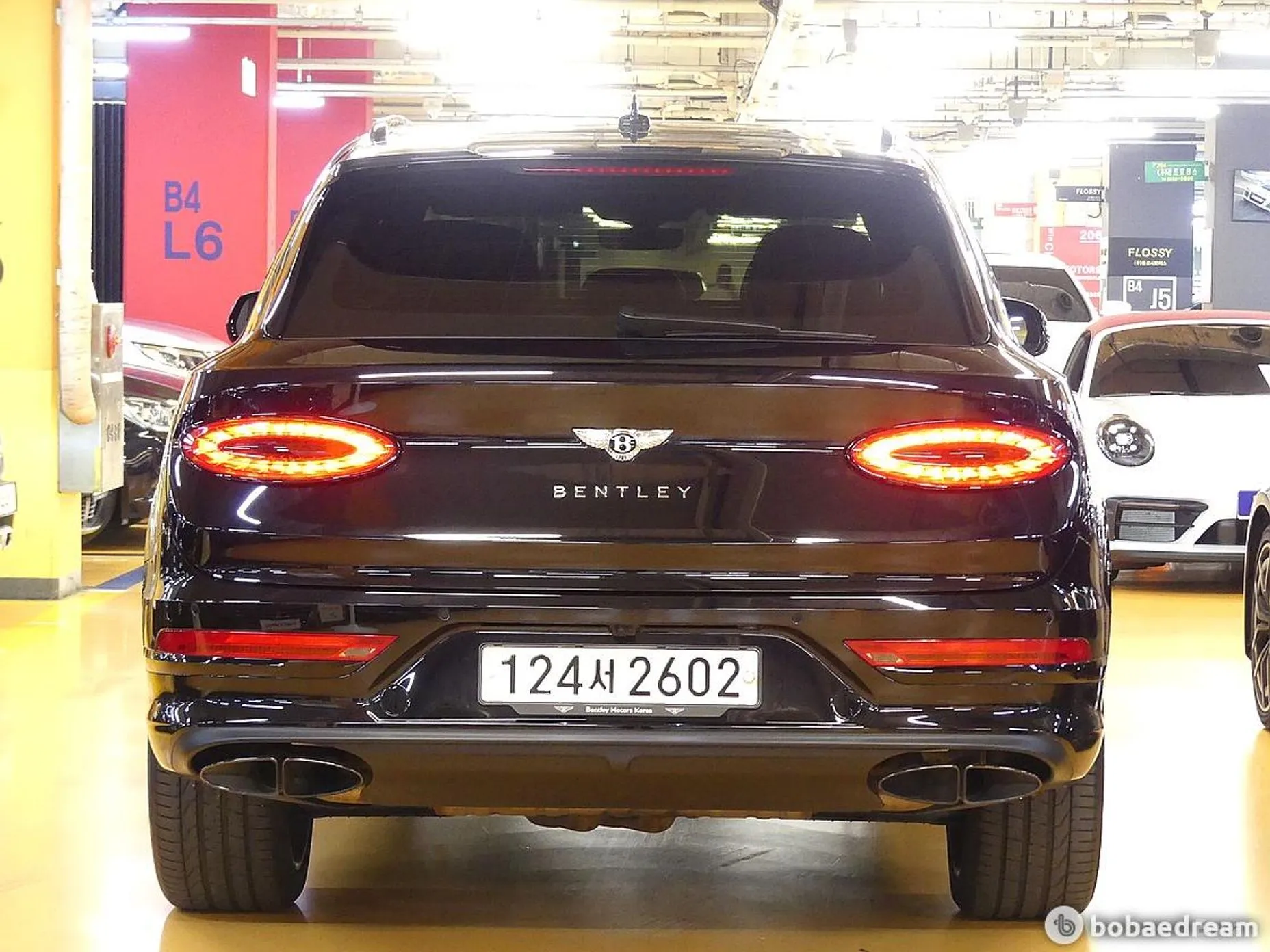 Bentley Bentayga превью 4