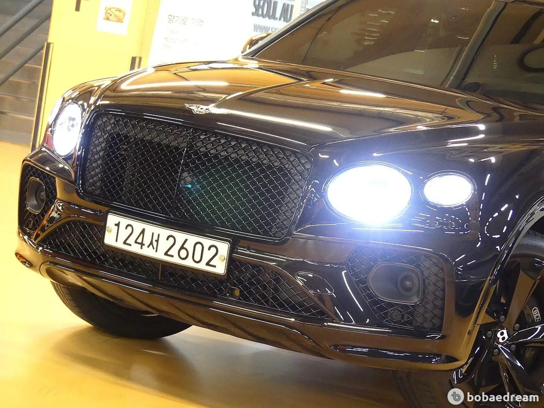 Bentley Bentayga превью 5