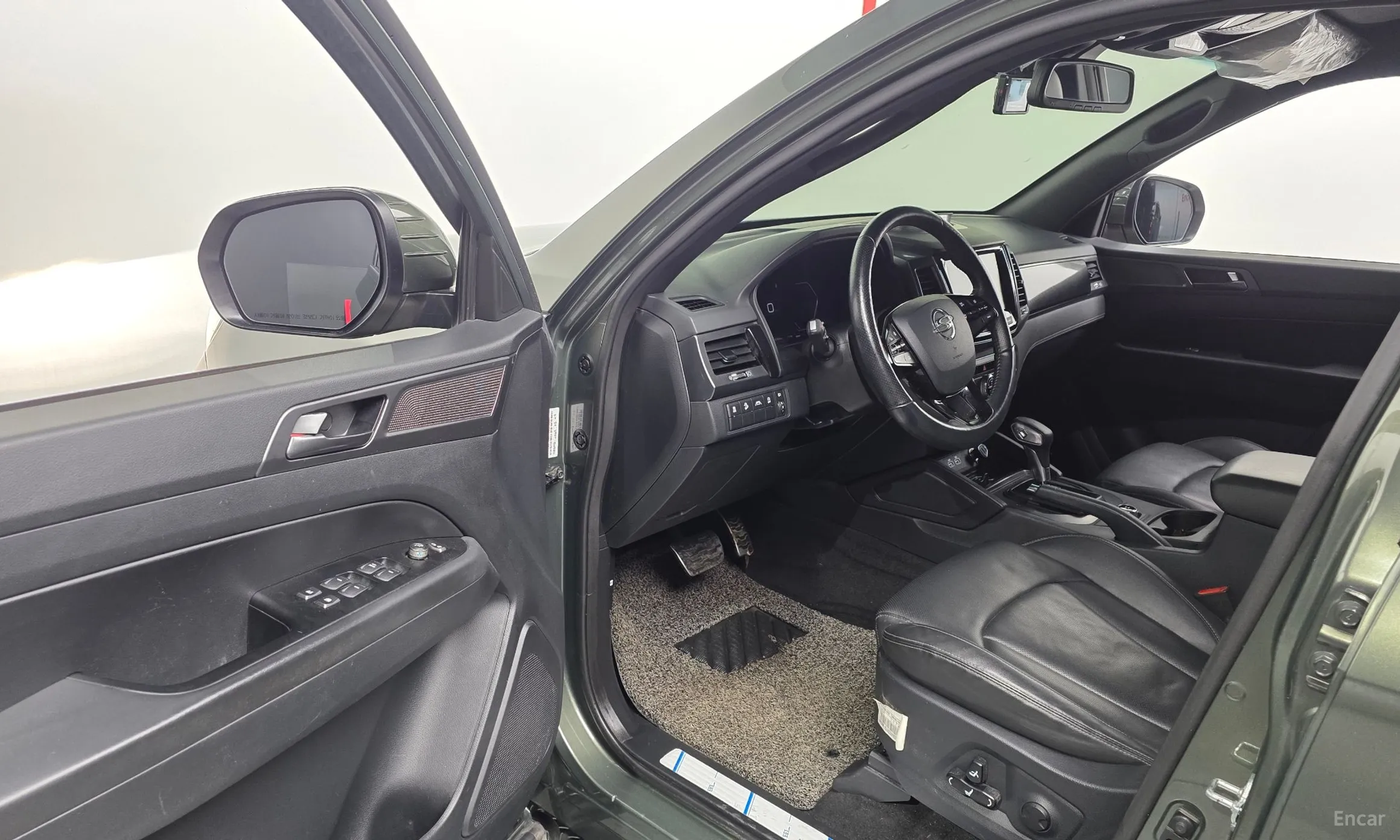 KG Mobility (SsangYong) Rexton Sports превью 10