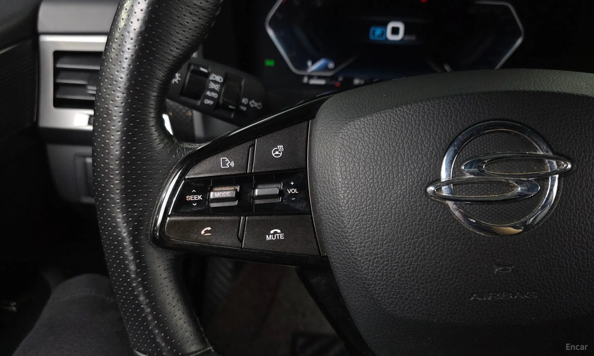 KG Mobility (SsangYong) Rexton Sports превью 17