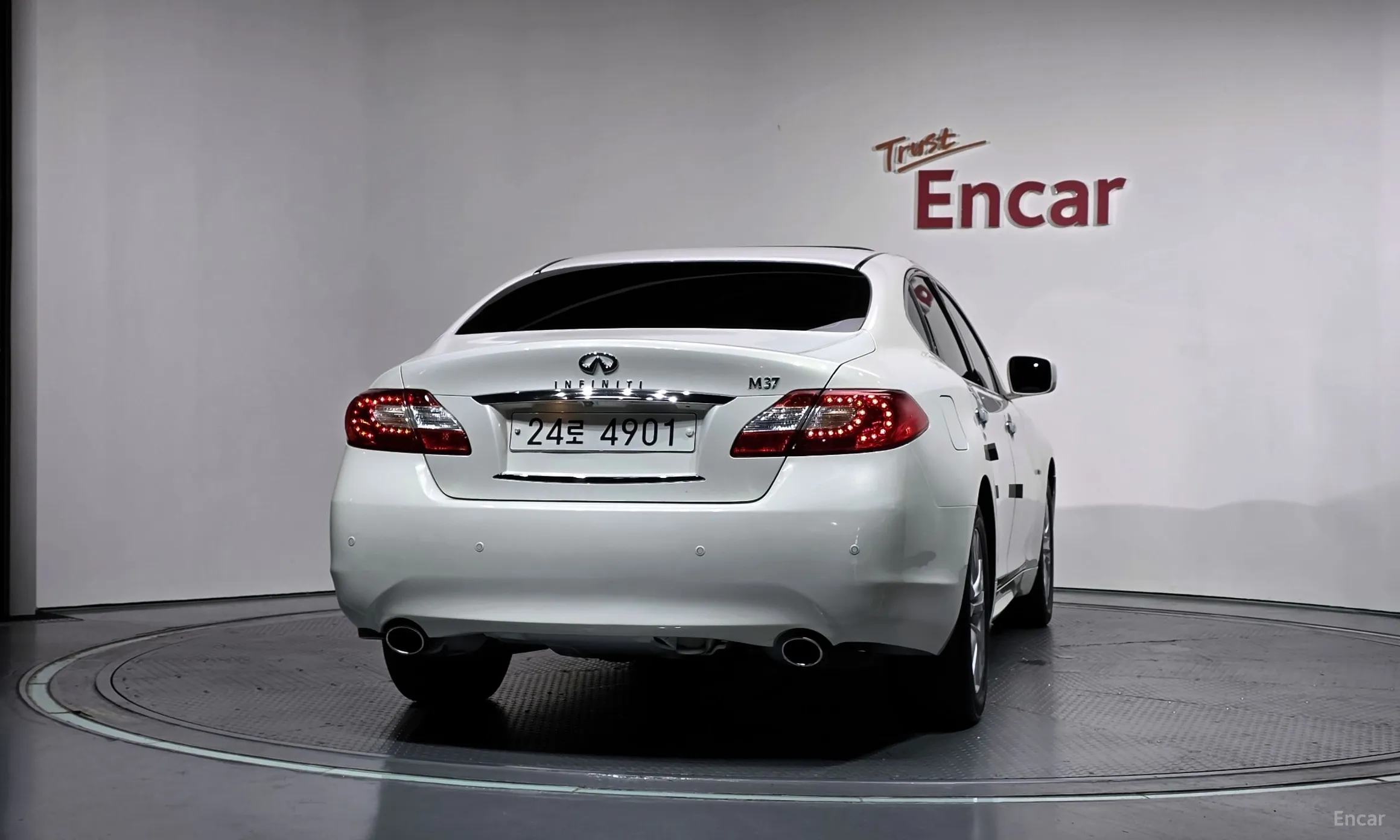 Infiniti M37 превью 4