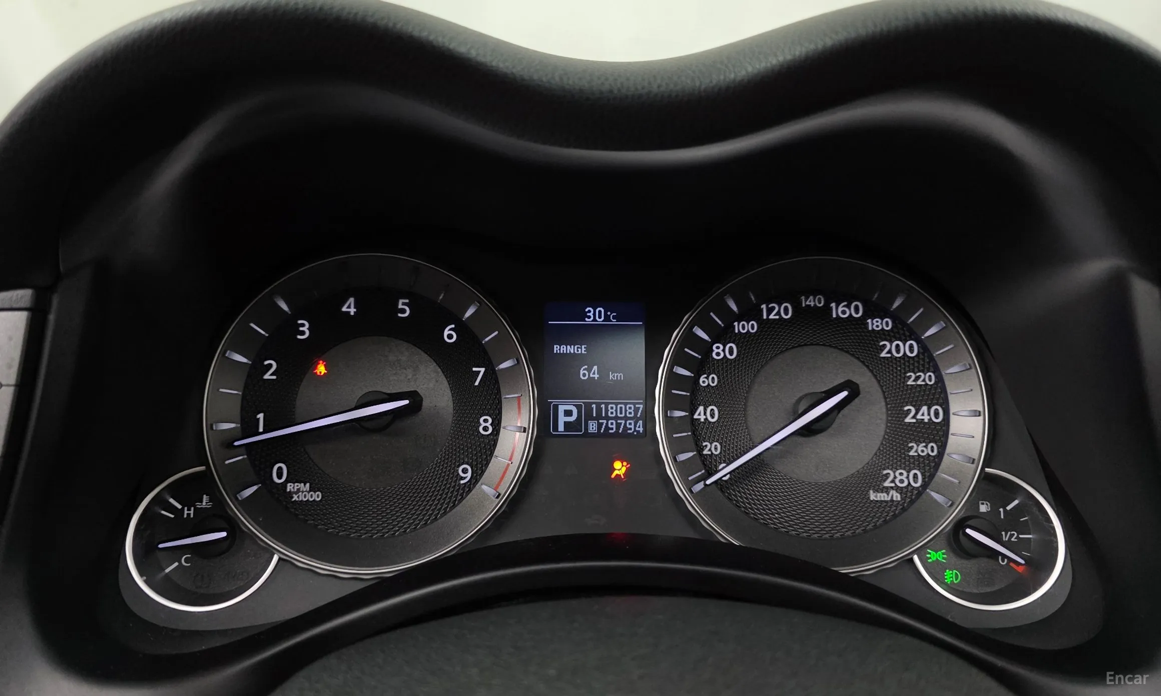 Infiniti M37 превью 8