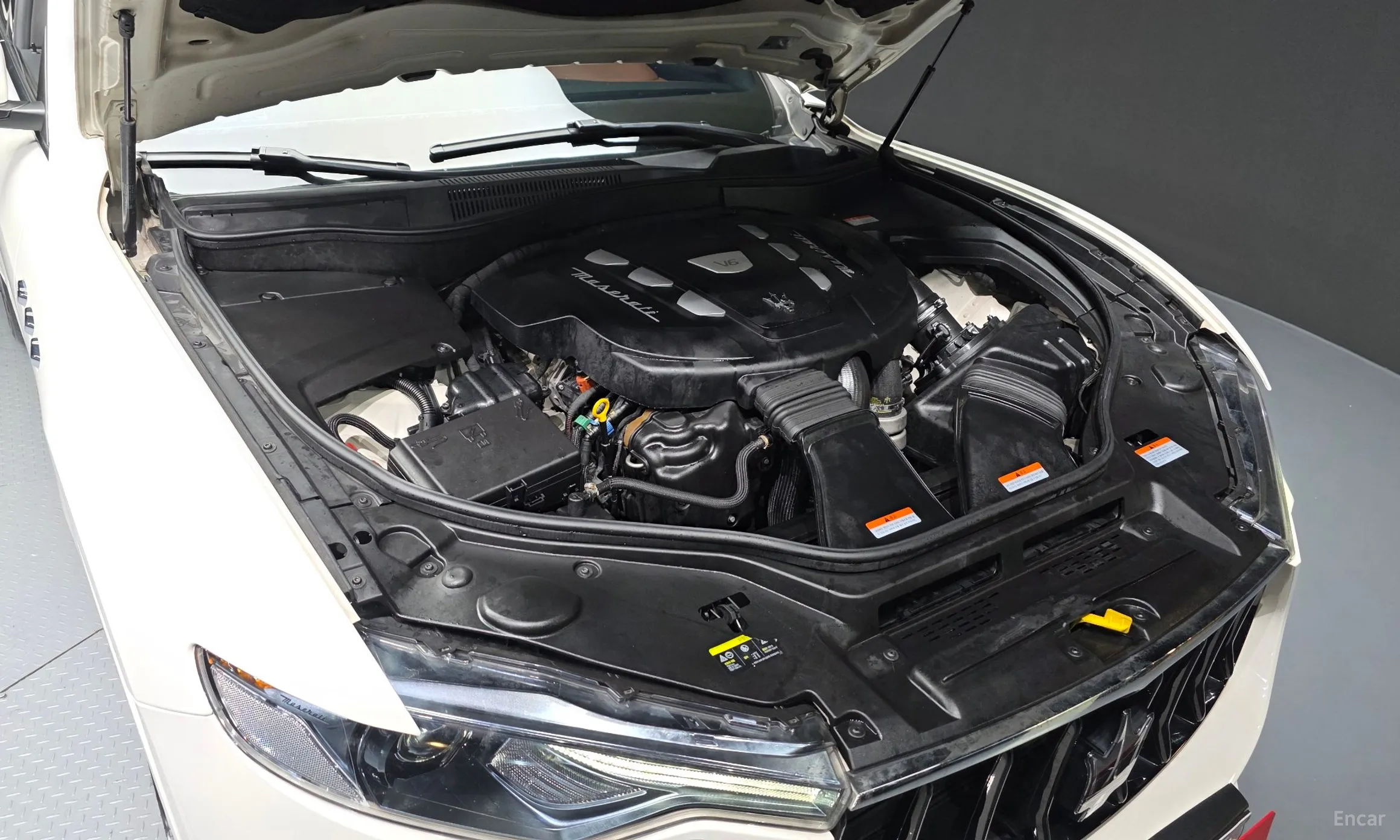 Maserati Levante превью 6