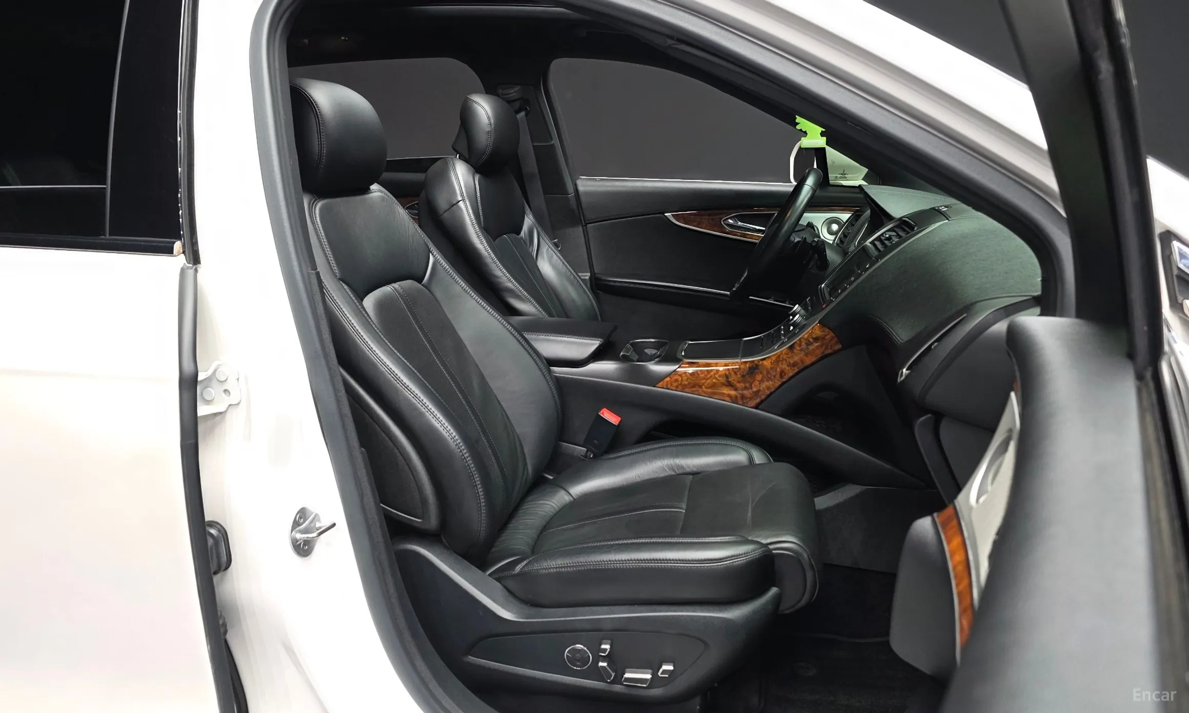 Lincoln MKX 2nd Generation превью 11
