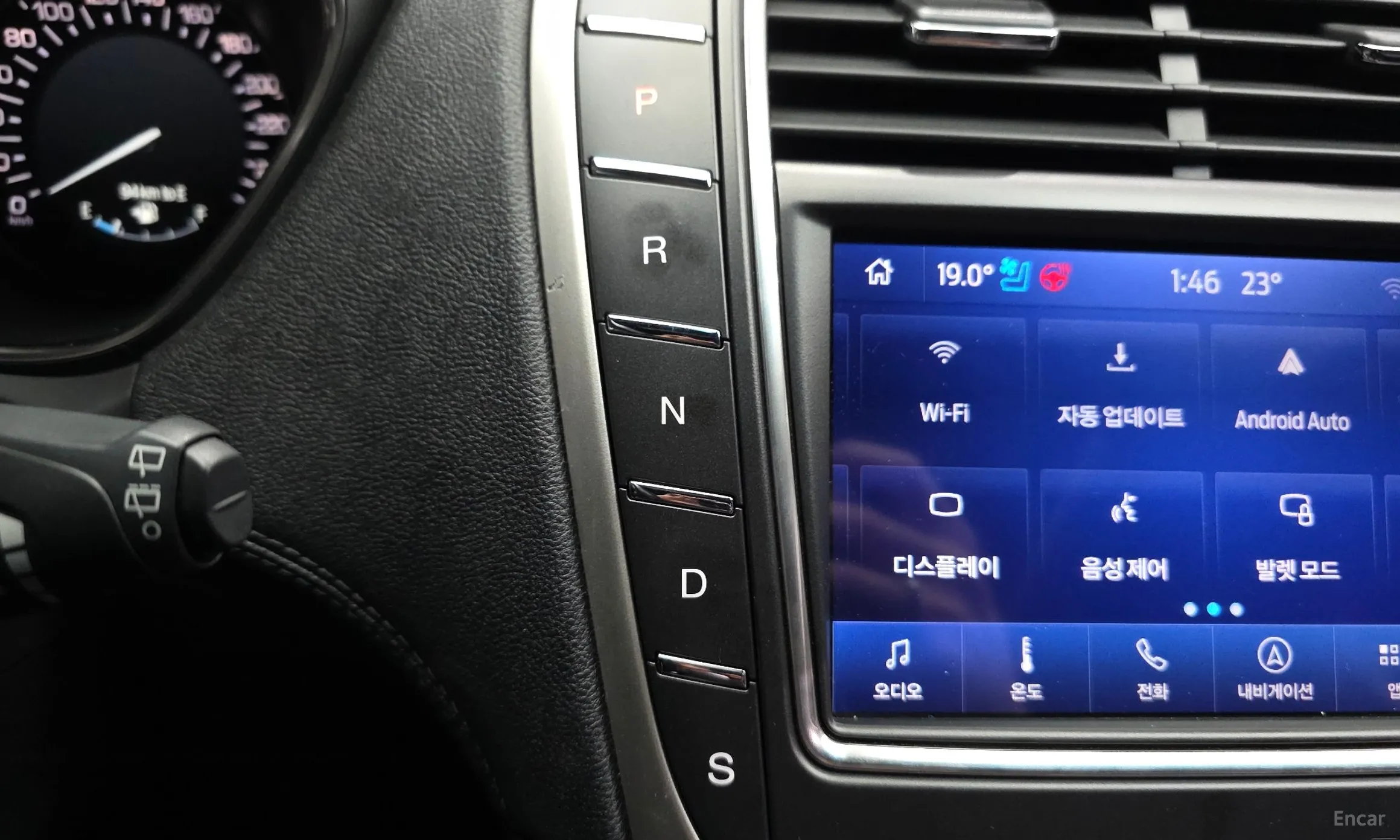 Lincoln MKX 2nd Generation превью 9
