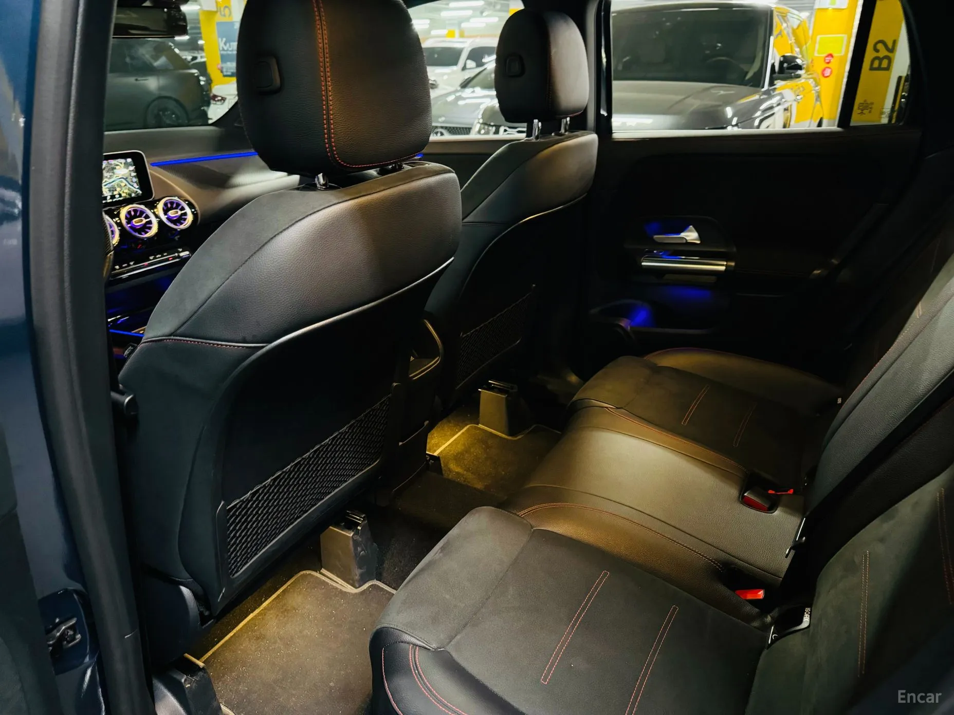 Mercedes Benz GLA-Class H247 превью 12