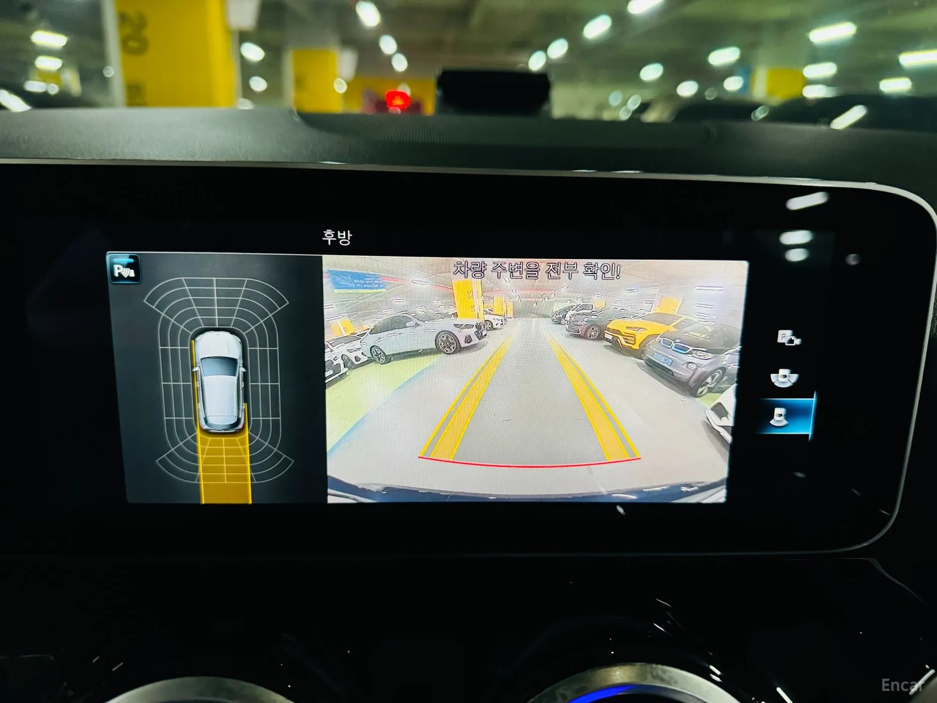 Mercedes Benz GLA-Class H247 превью 14