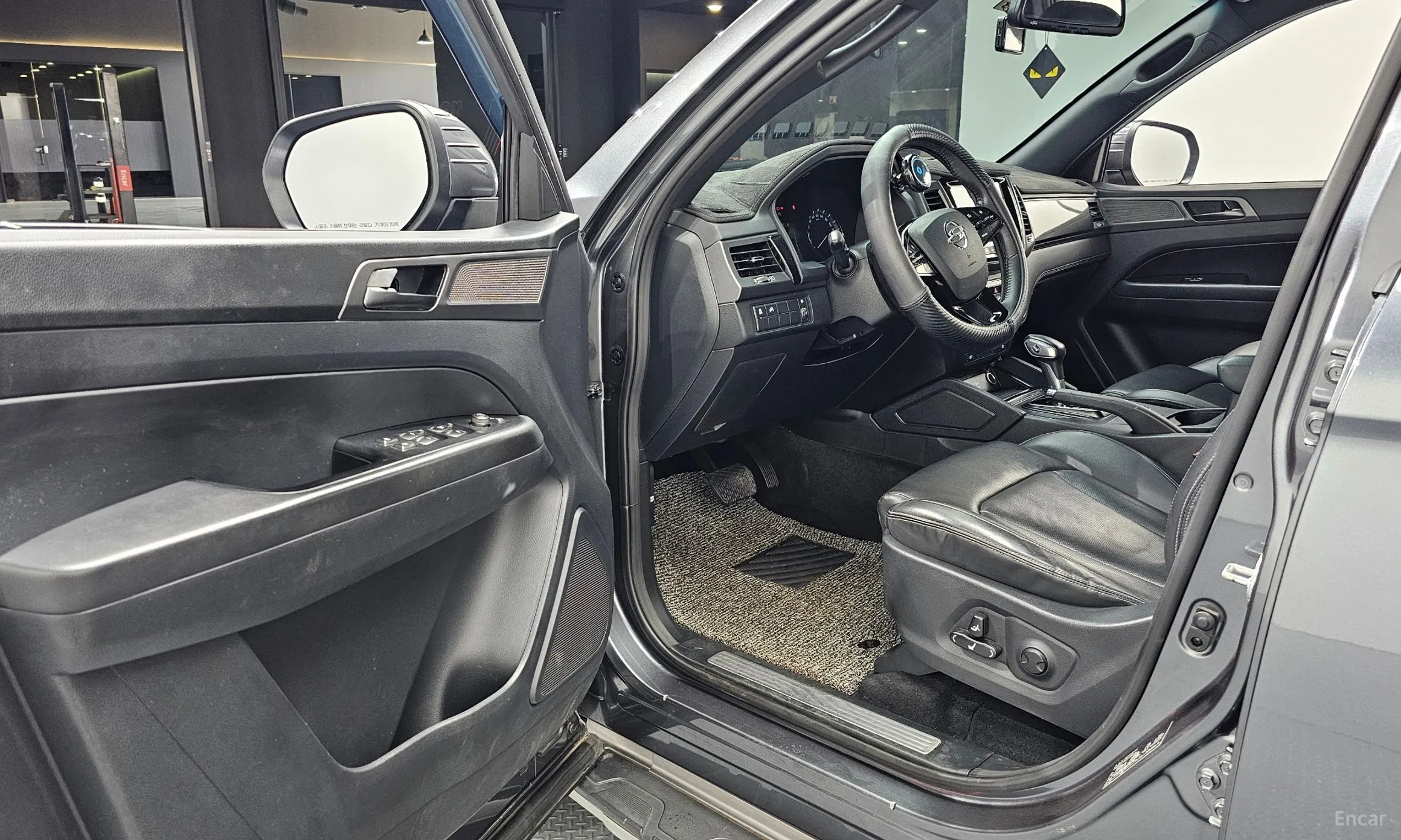 KG Mobility (SsangYong) Rexton Sports Khan превью 10