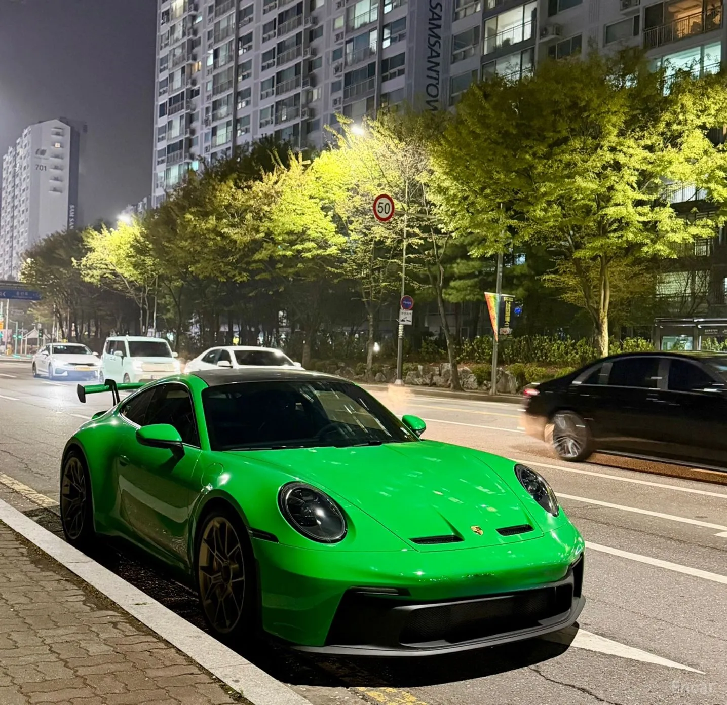 Porsche 911 (992)