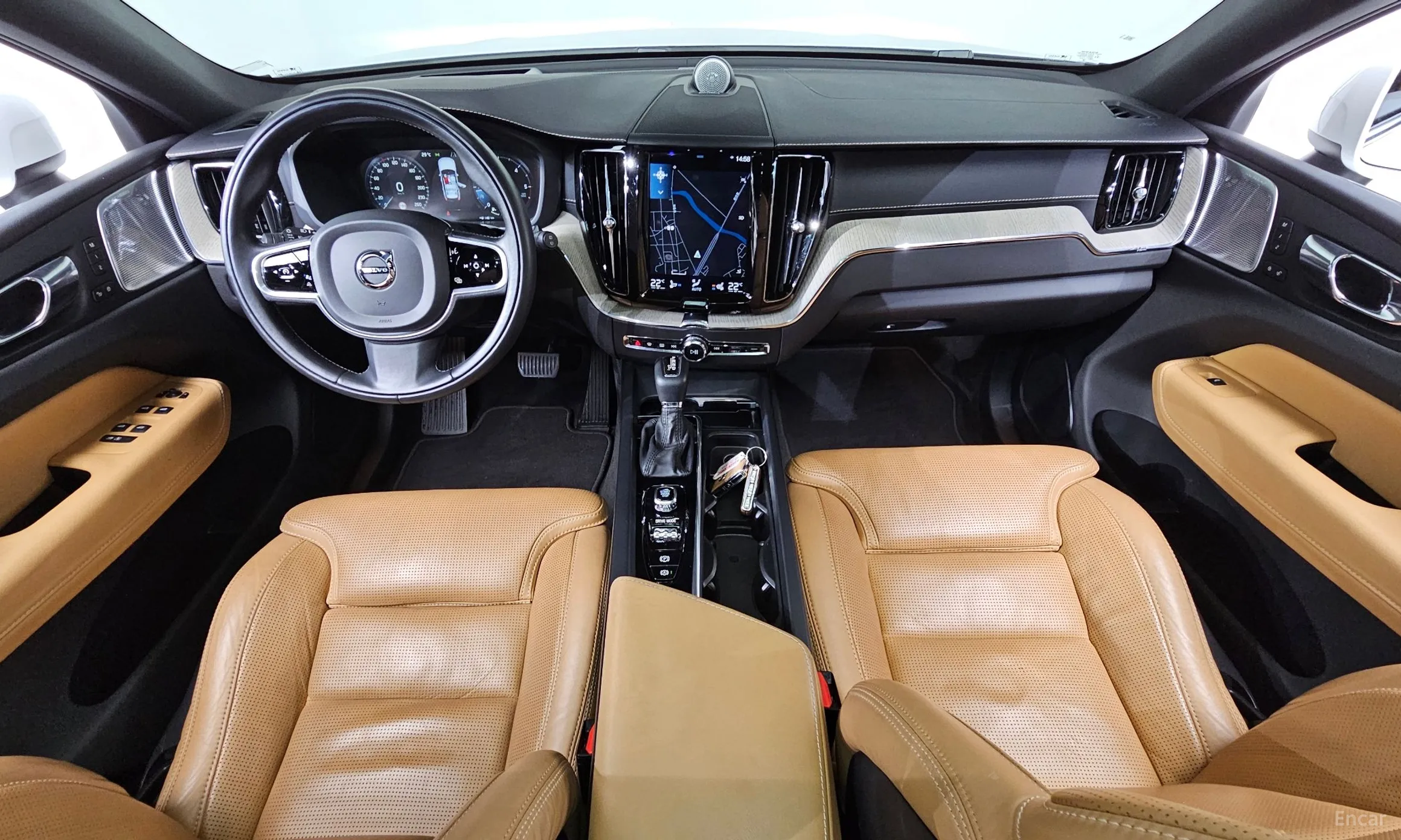 Volvo XC60 Gen 2 превью 7