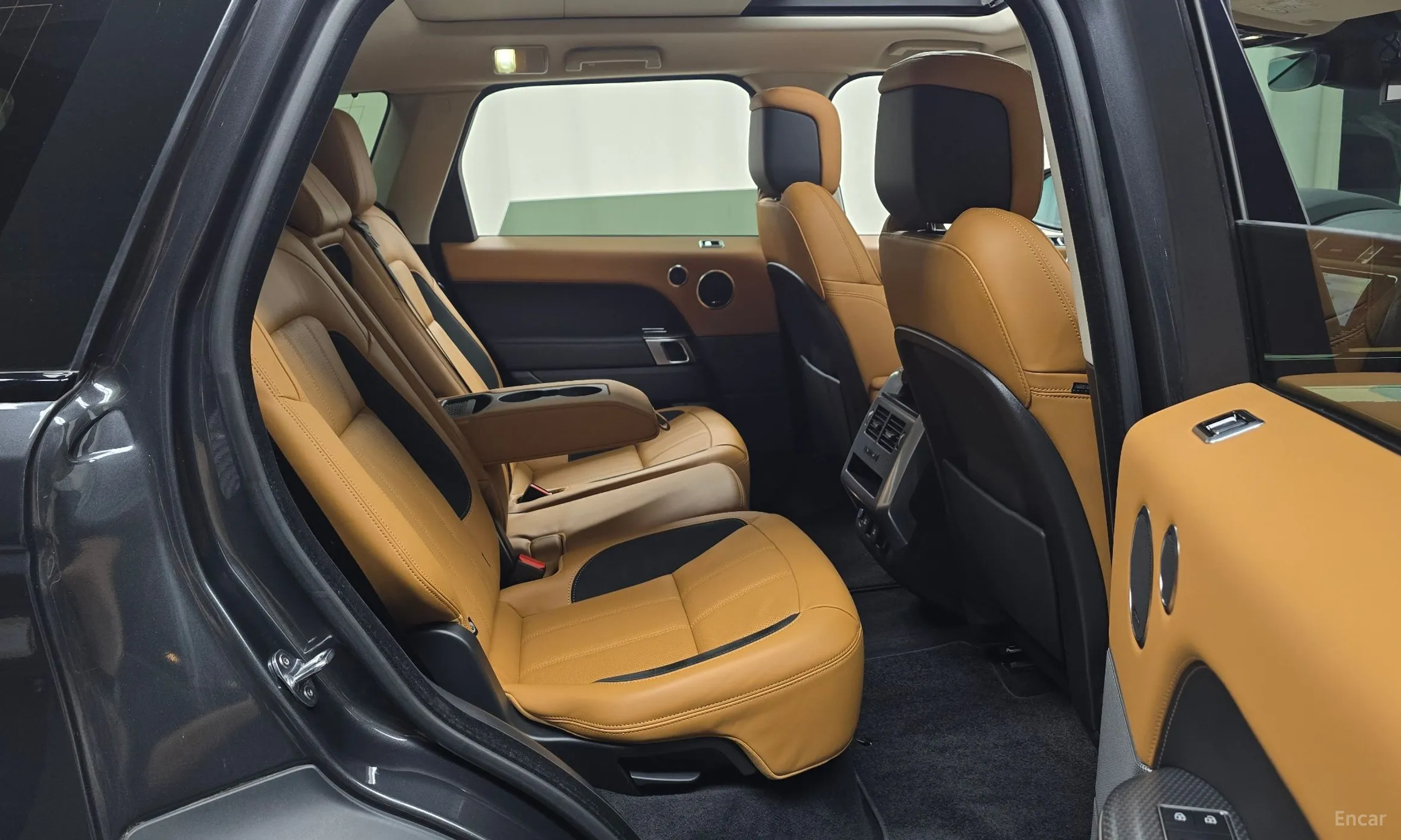 Land Rover Range Rover Sport 2nd Generation превью 11