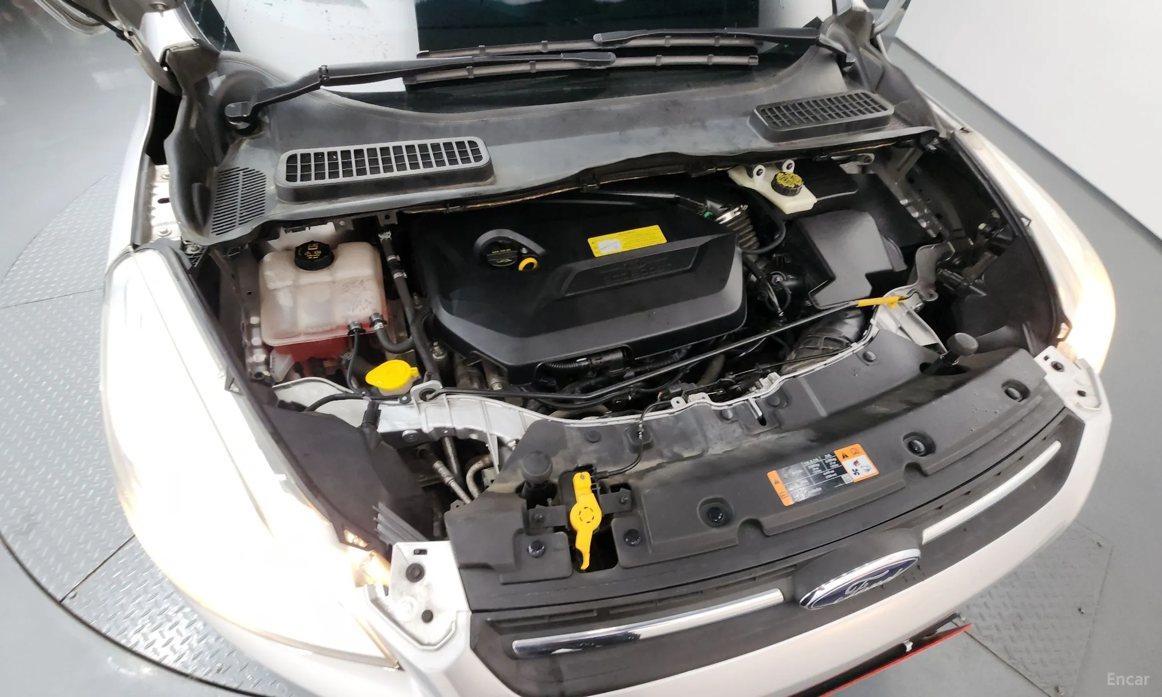 Ford Escape превью 6