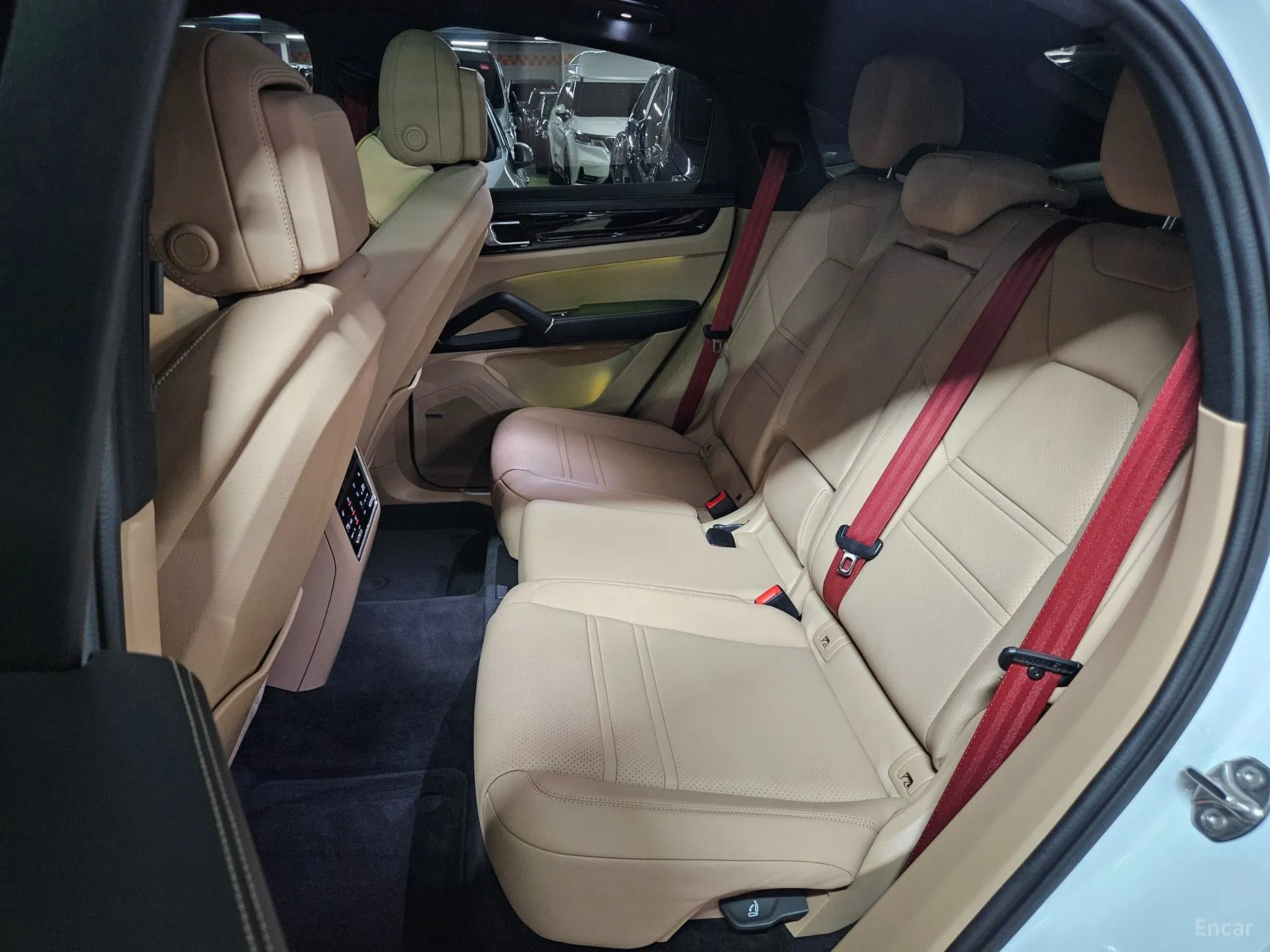 Porsche Cayenne (PO536) превью 18