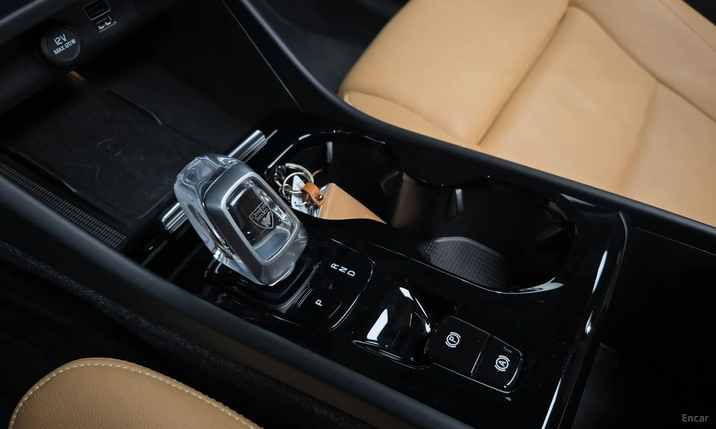 Volvo XC40 превью 9