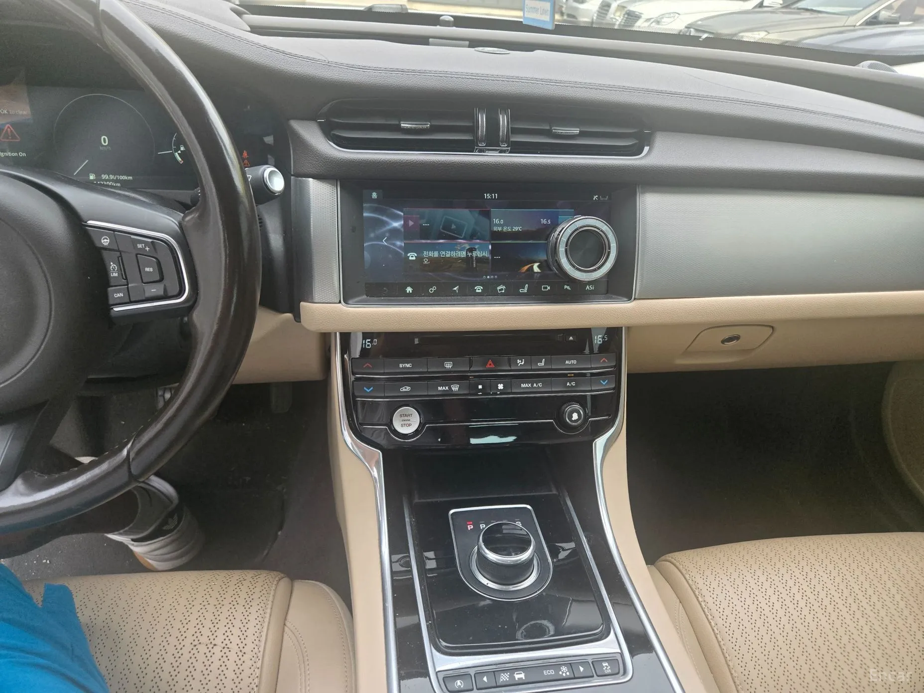 Jaguar XF (x260) превью 11