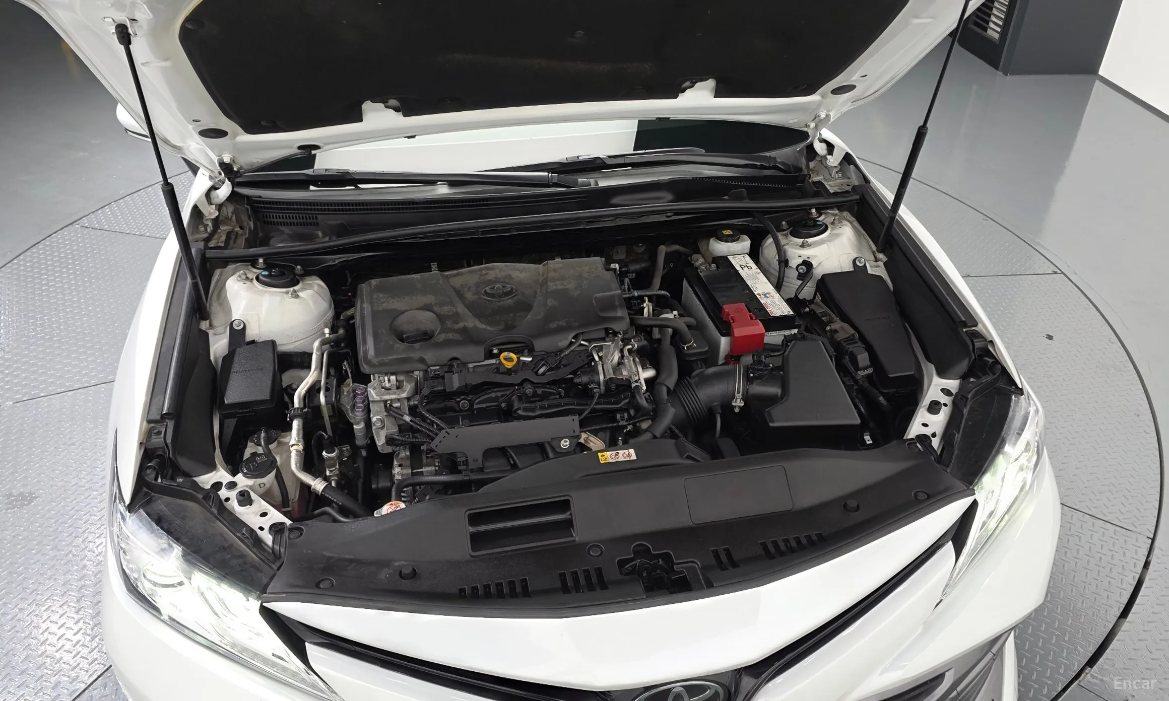 Toyota Camry (XV70) превью 6
