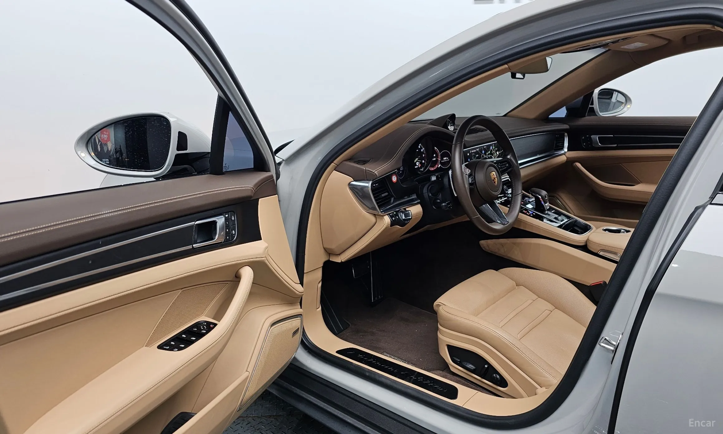 Porsche Panamera (971) превью 10