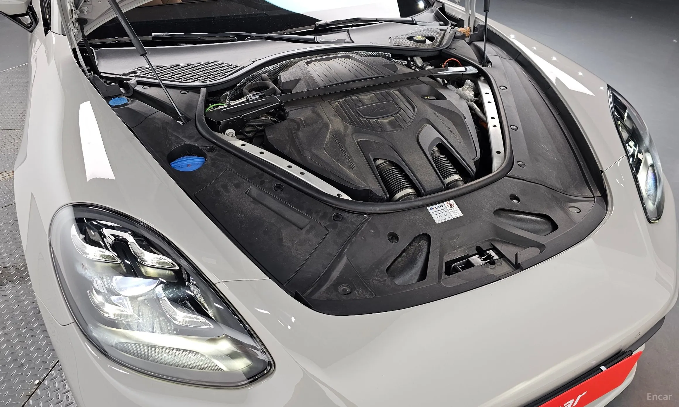 Porsche Panamera (971) превью 6