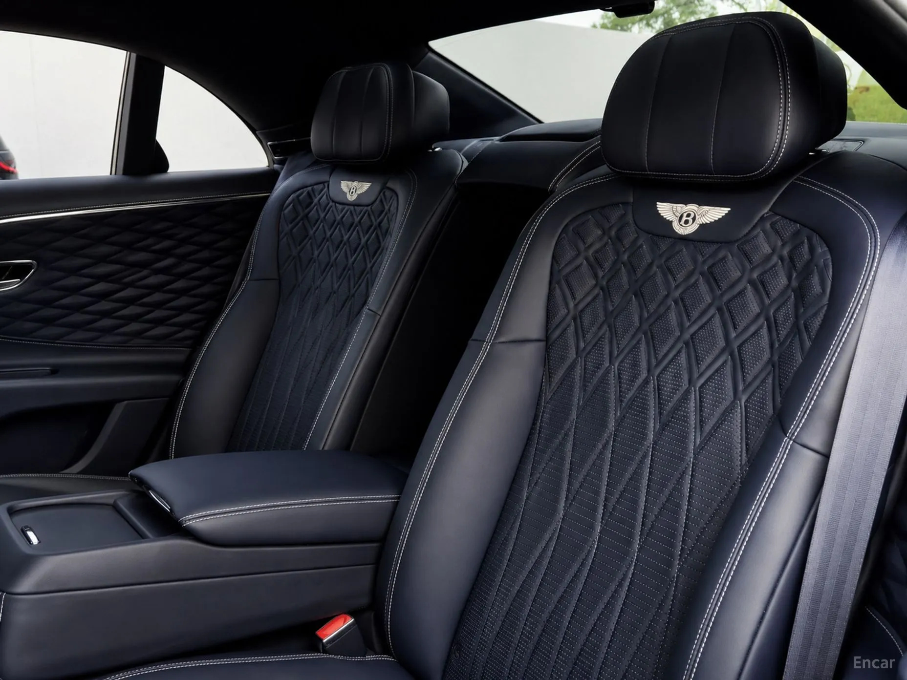 Bentley Flying Spur 3rd Generation превью 11