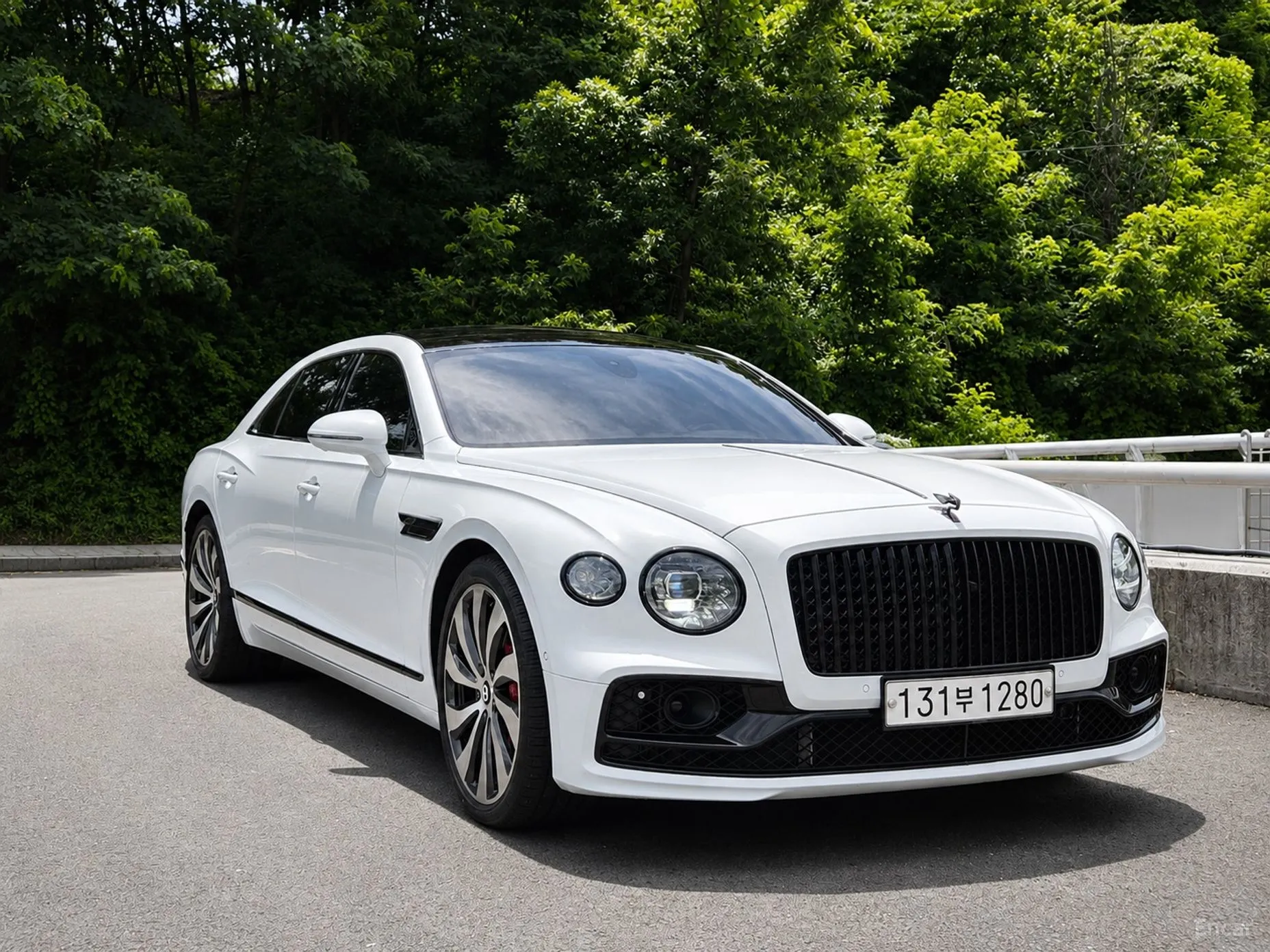 Bentley Flying Spur 3rd Generation превью 12