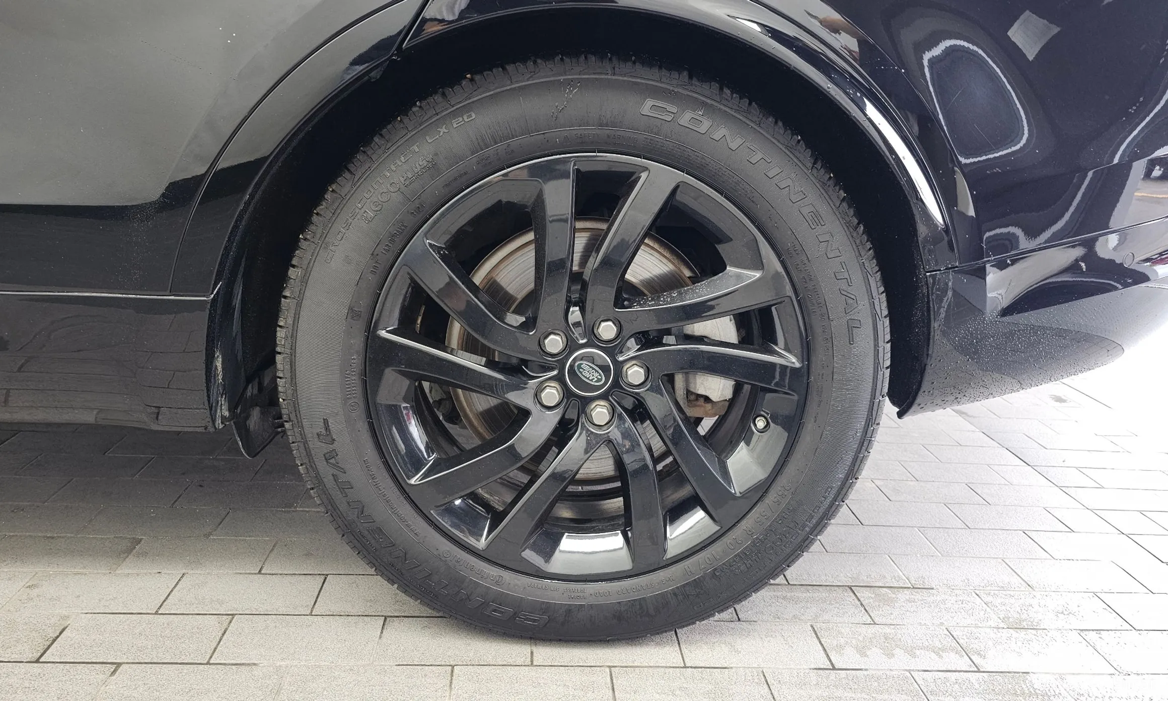Land Rover Discovery 5 превью 5