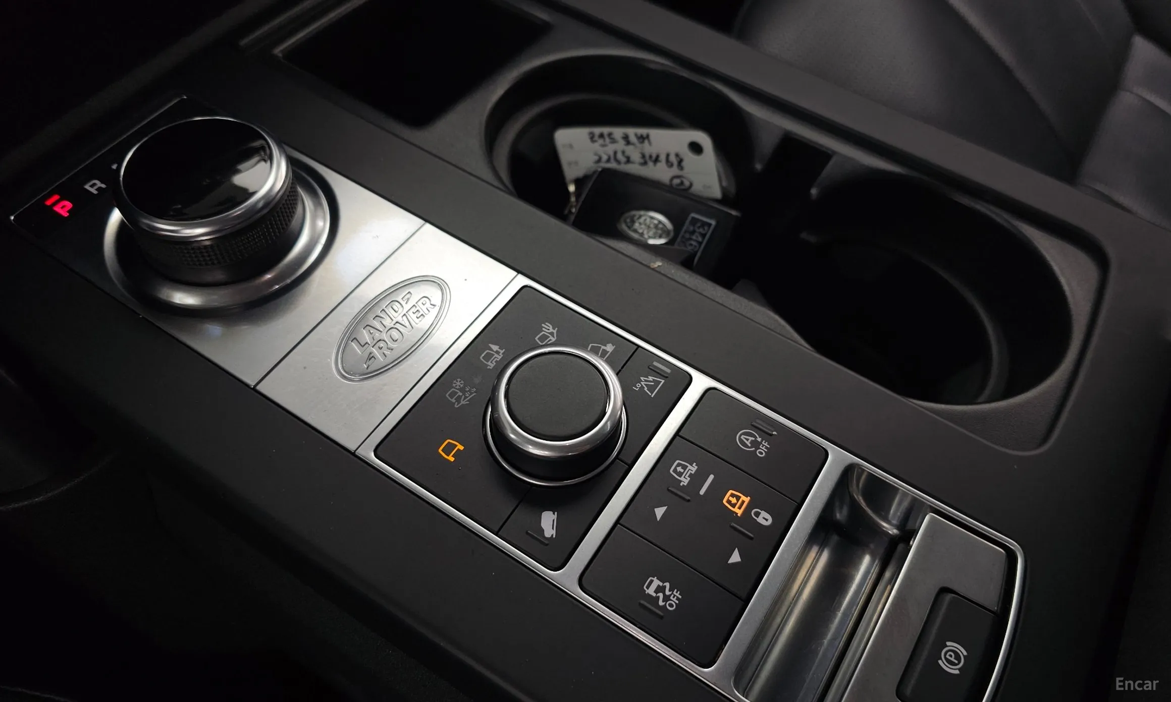Land Rover Discovery 5 превью 9