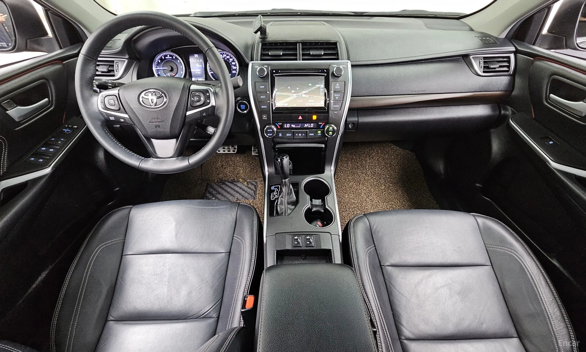 Toyota New Camry превью 7