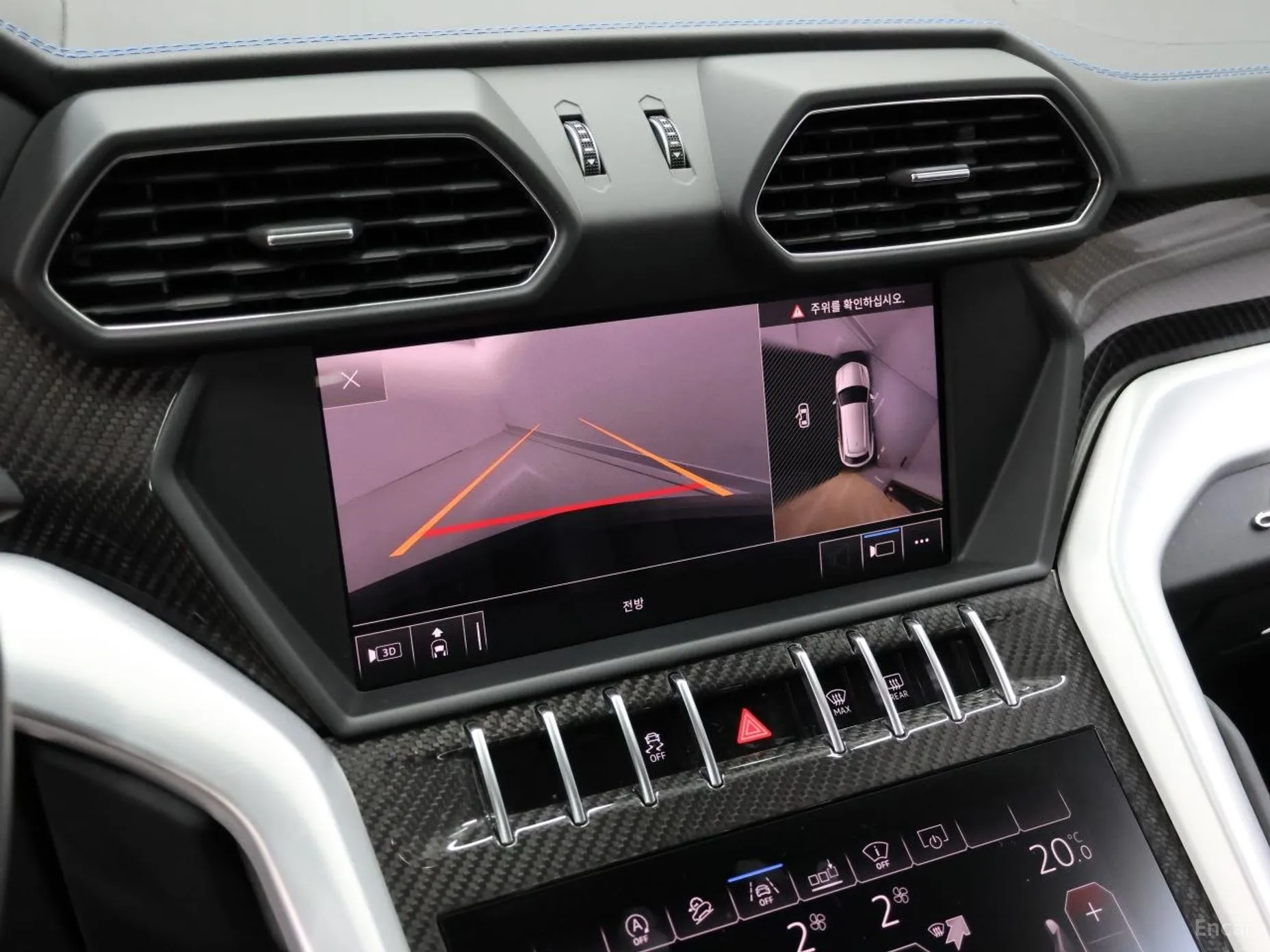 Lamborghini Urus превью 17