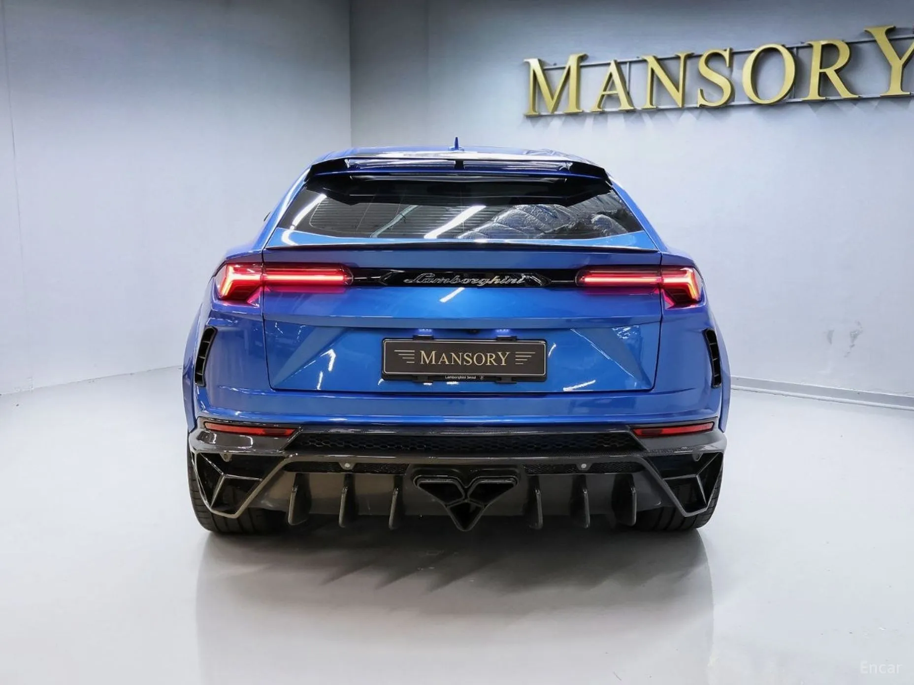 Lamborghini Urus превью 4