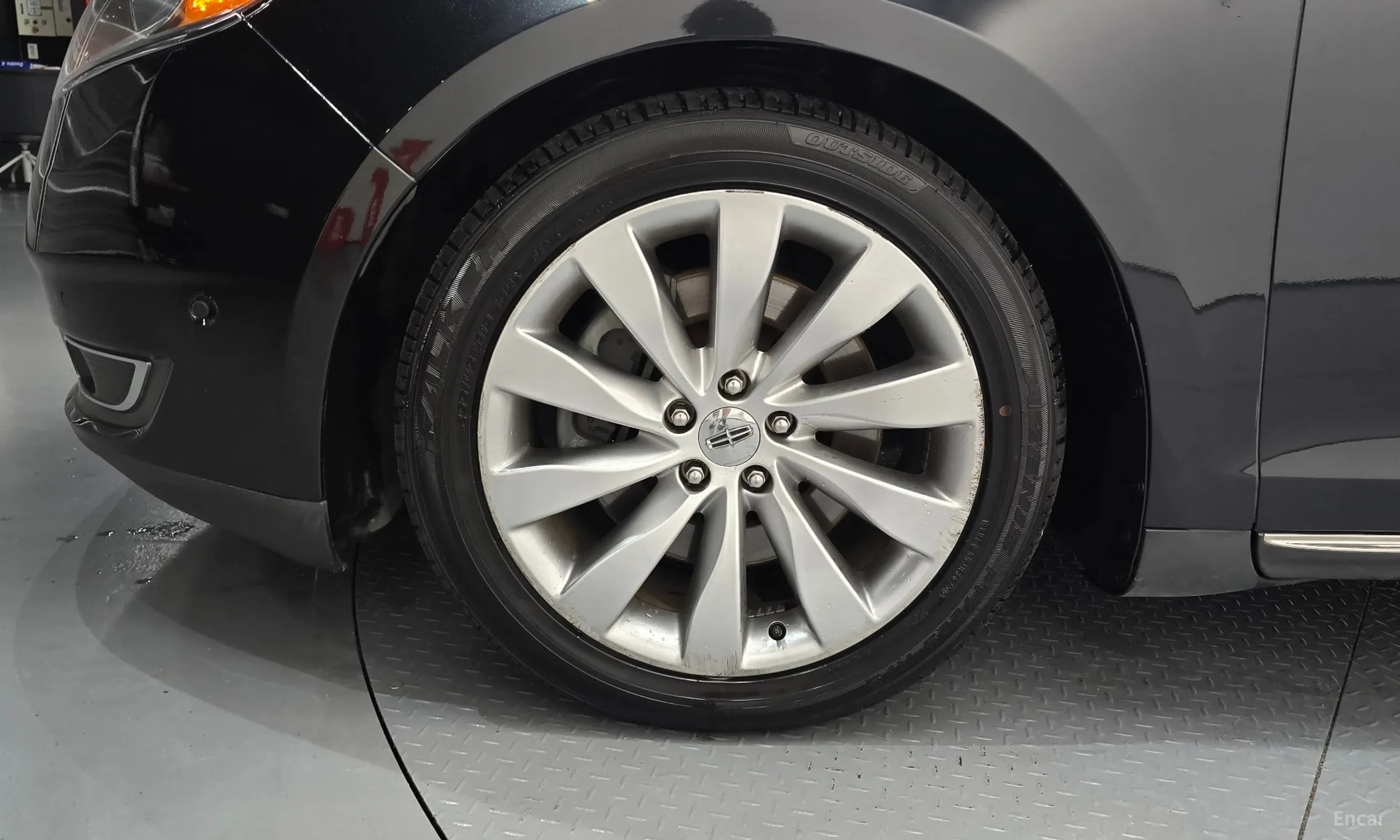 Lincoln New MKS превью 5