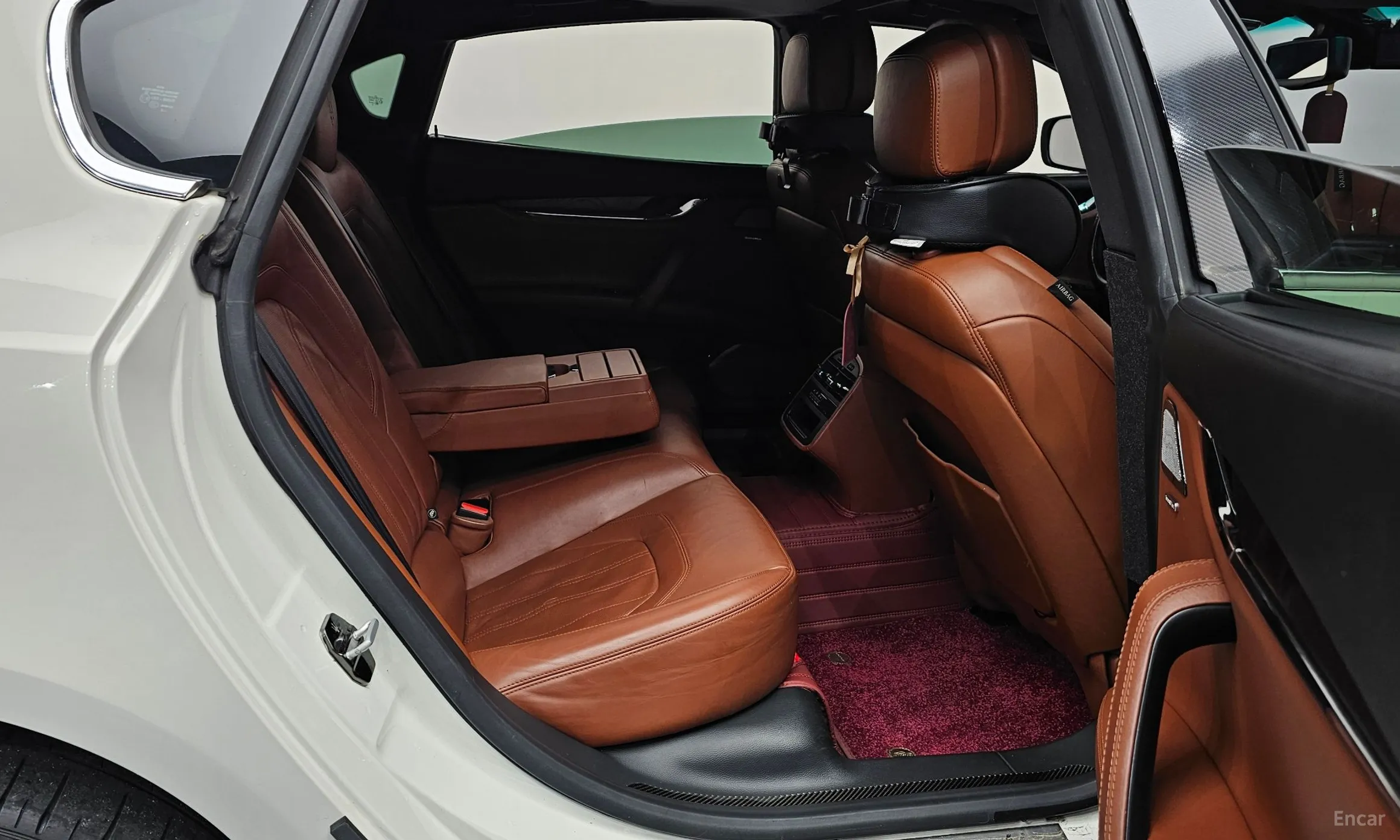 Maserati Quattroporte превью 11