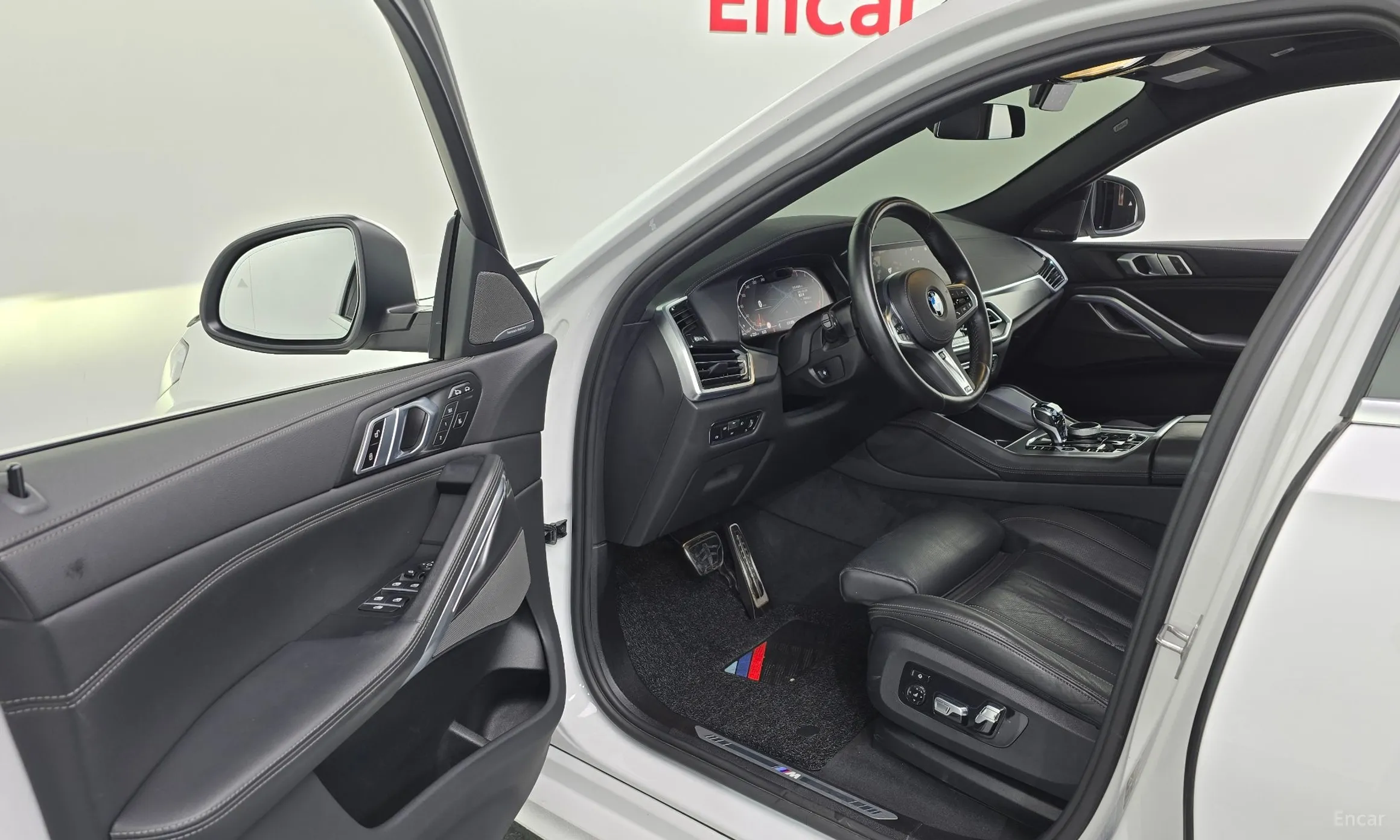 BMW X6 (G06) превью 10