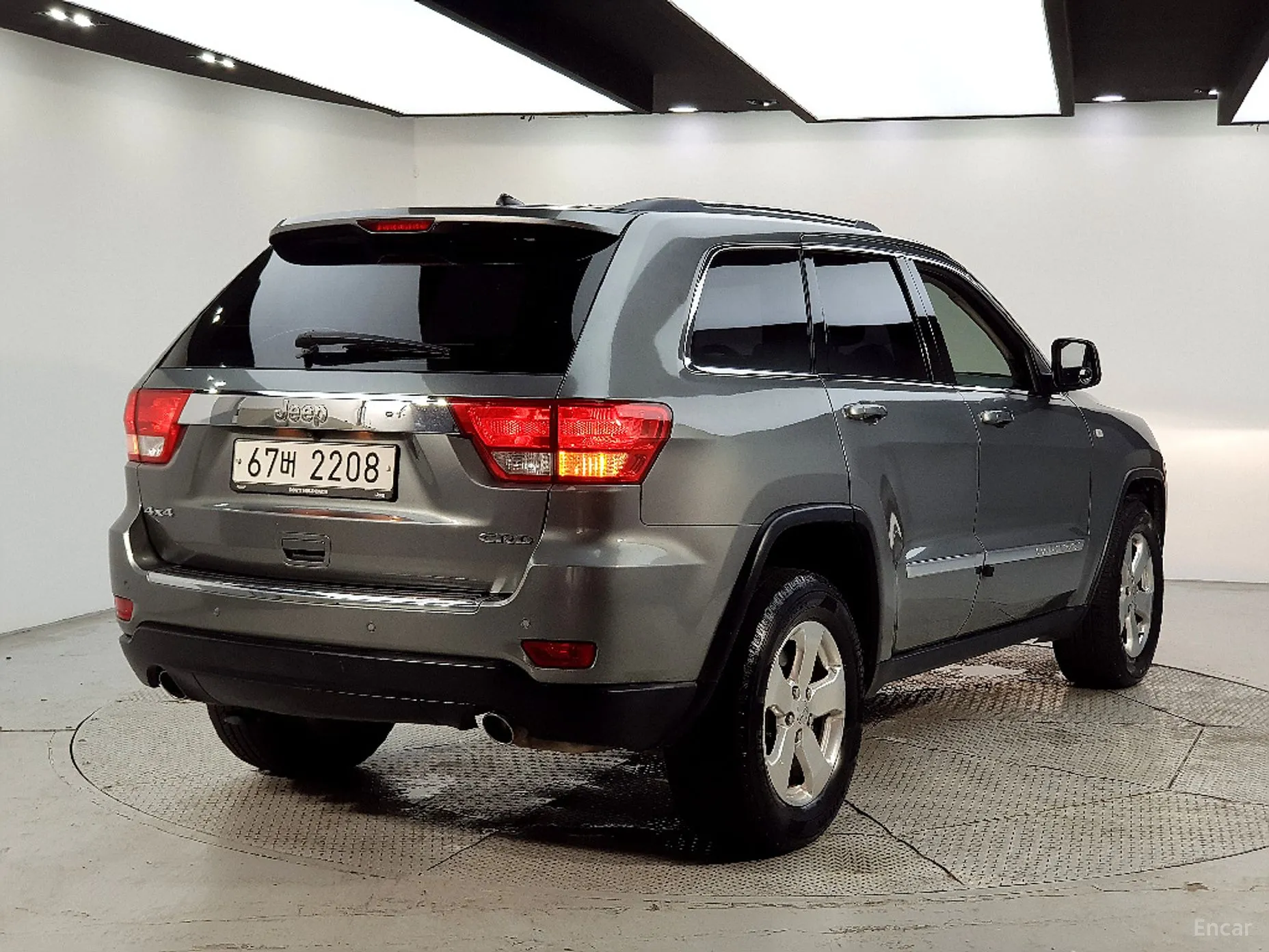 Jeep Grand Cherokee превью 4