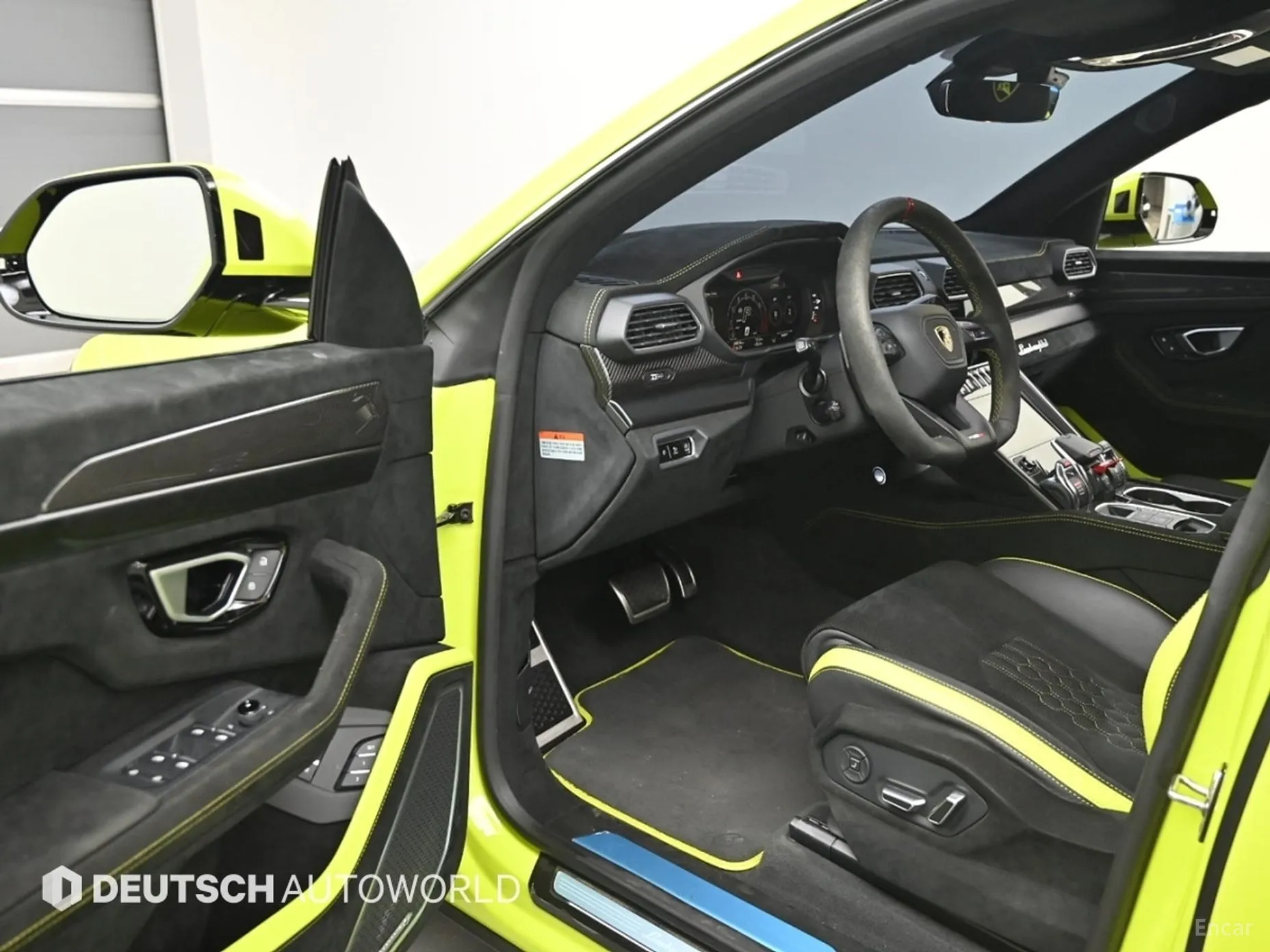 Lamborghini Urus превью 10