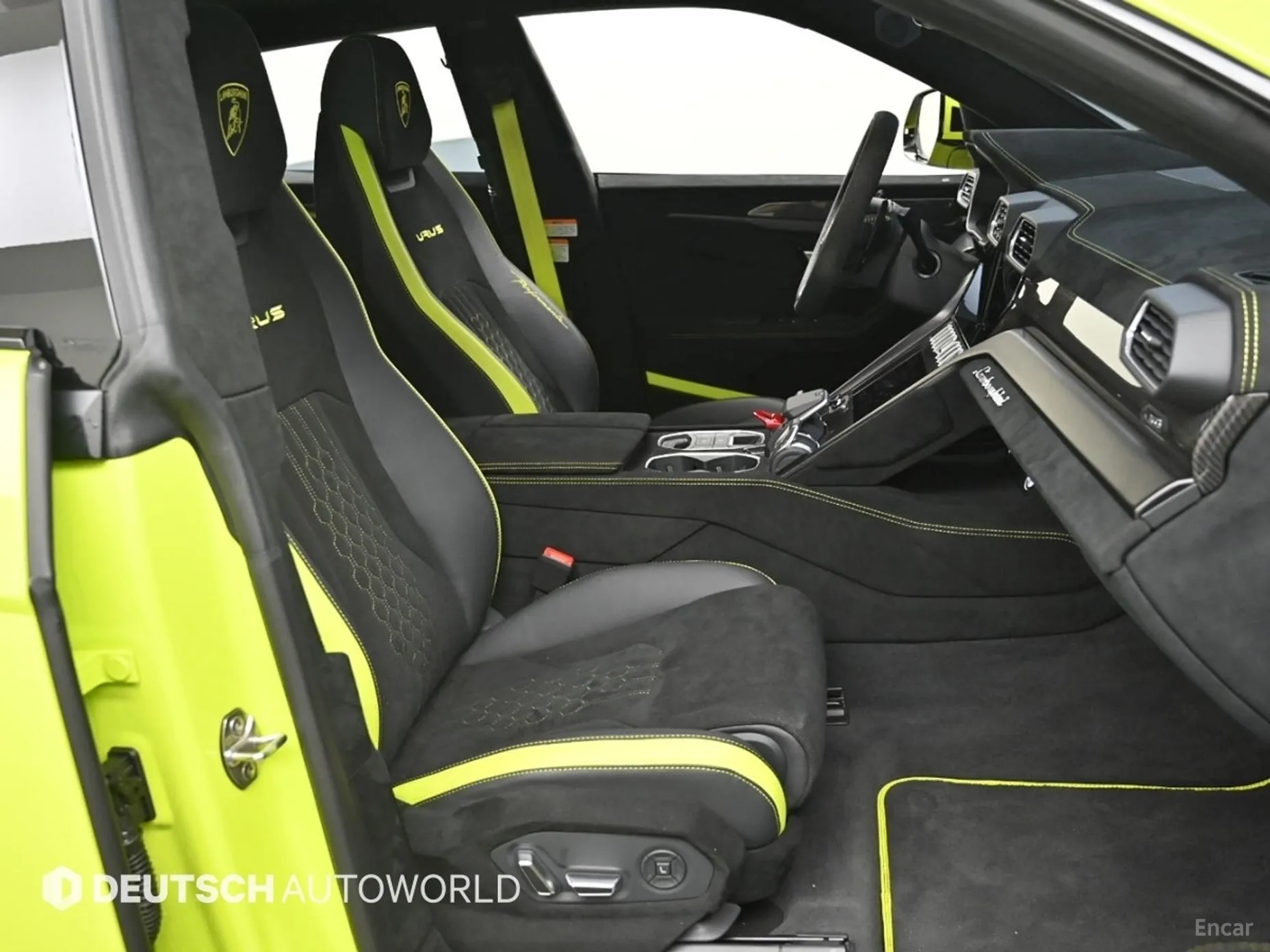 Lamborghini Urus превью 9
