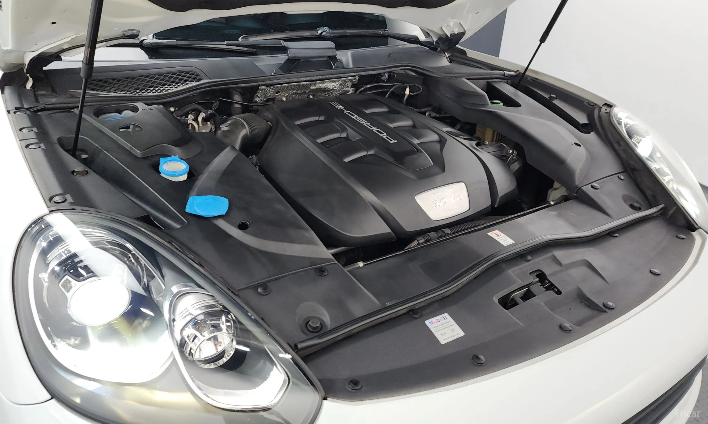 Porsche New Cayenne превью 6