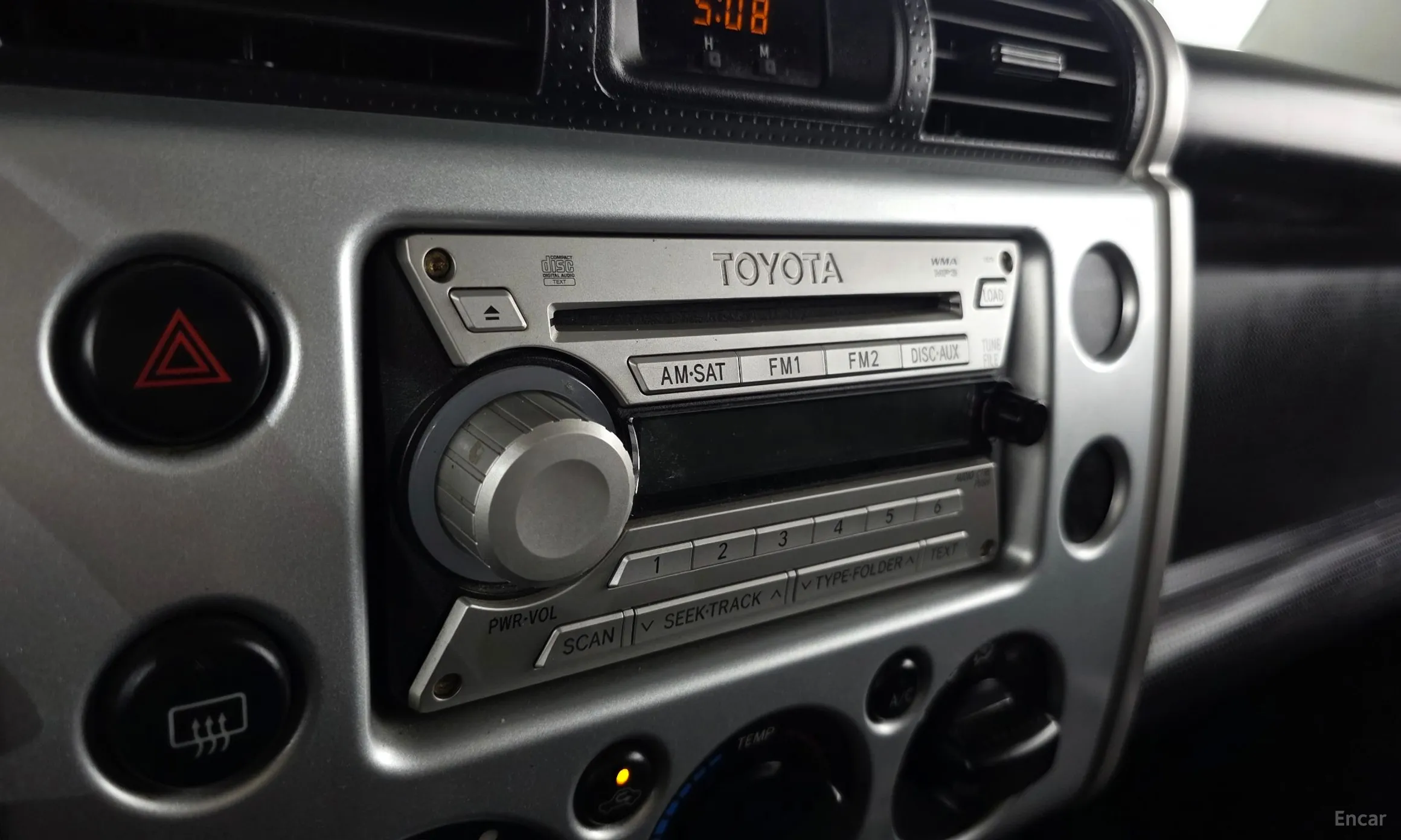 Toyota FJ Cruiser превью 14