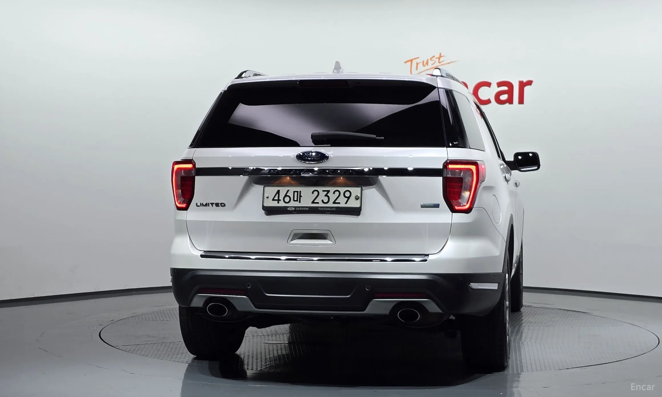 Ford Explorer превью 4