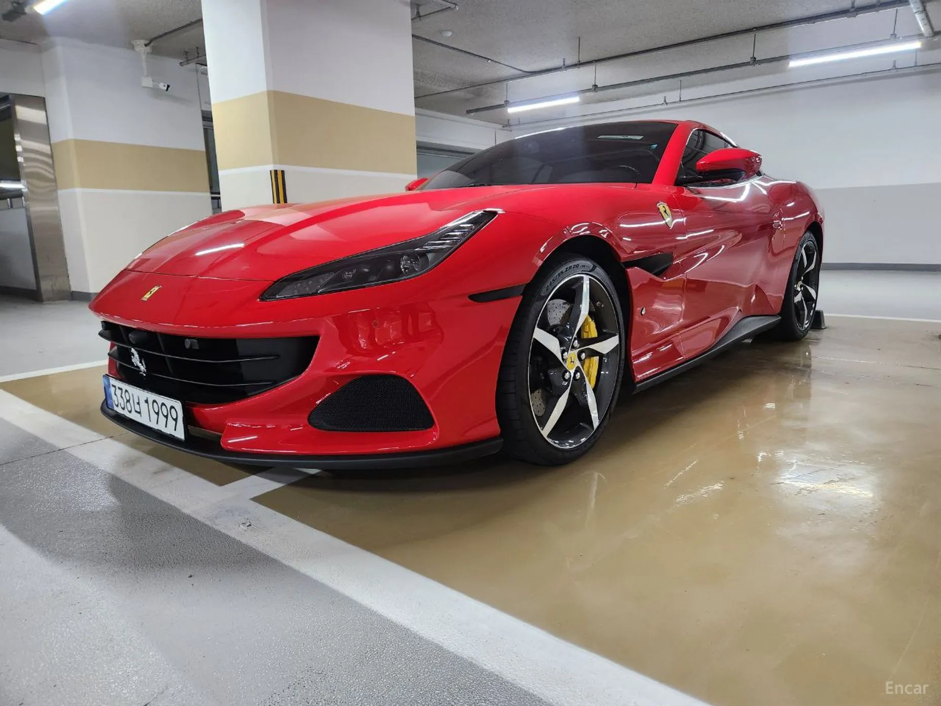 Ferrari Portofino превью 19