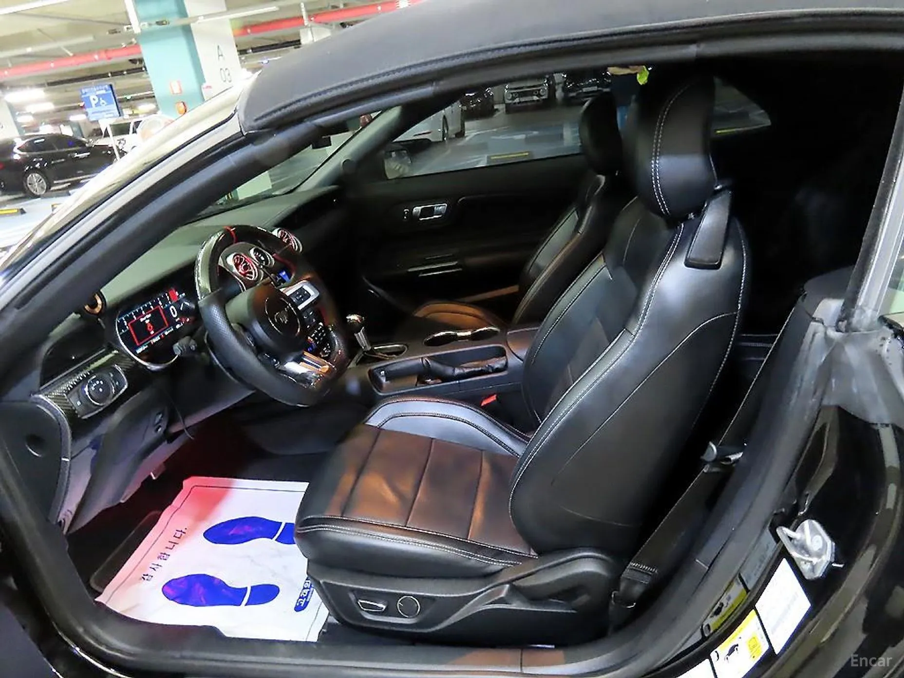 Ford Mustang превью 11